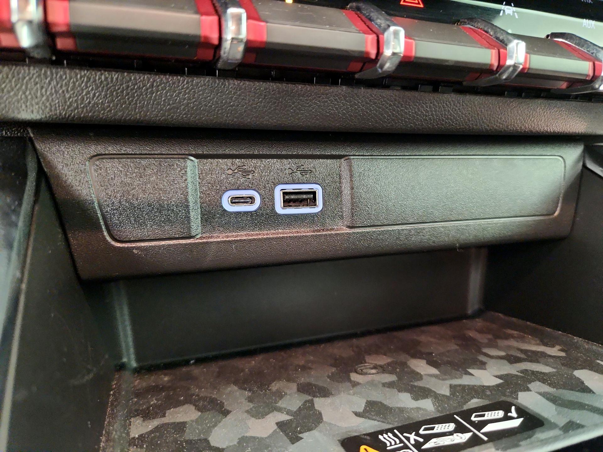 Thumbnail: 2024 GMC Canyon - 18