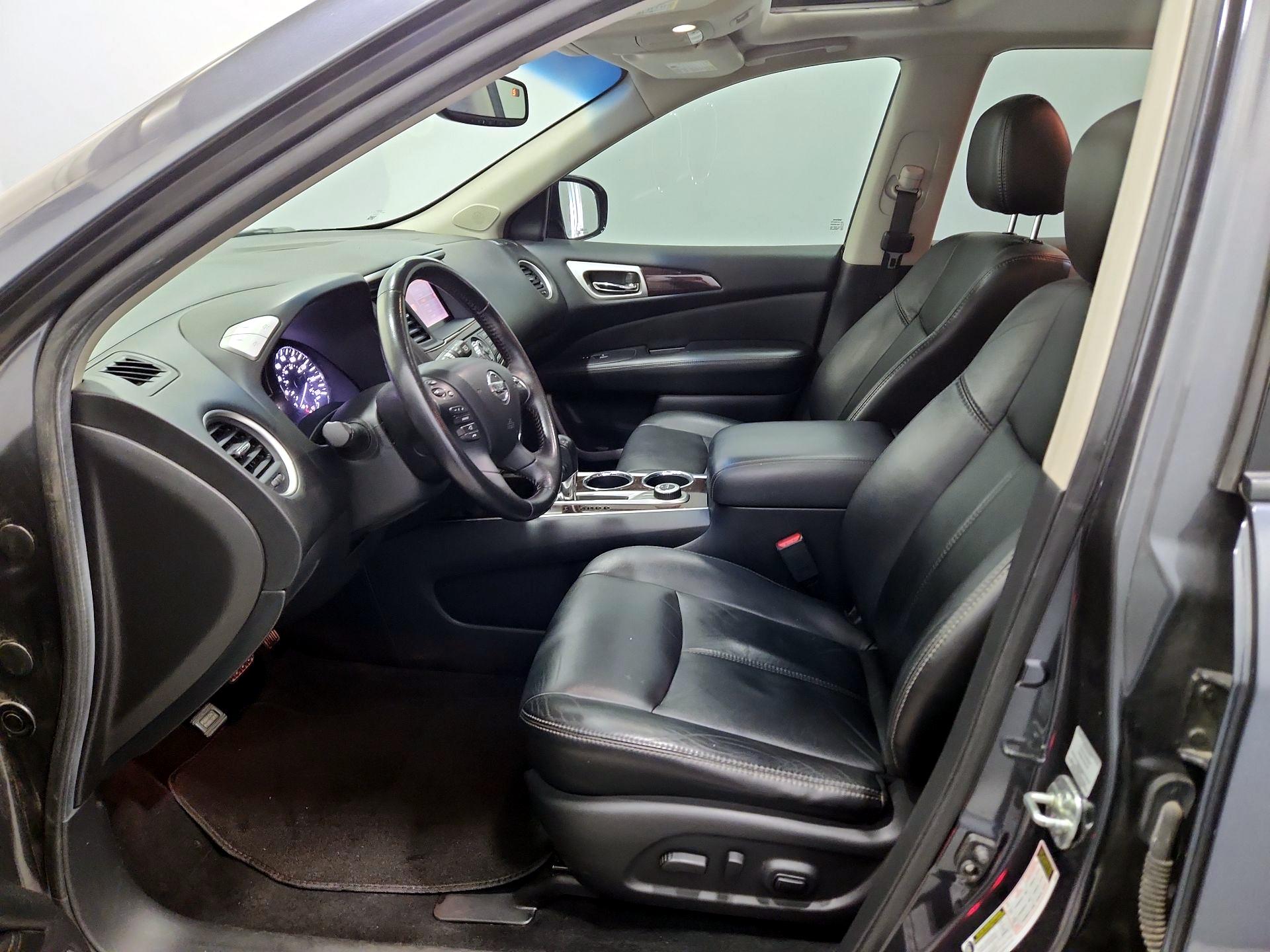 Thumbnail: 2014 Nissan Pathfinder - 11