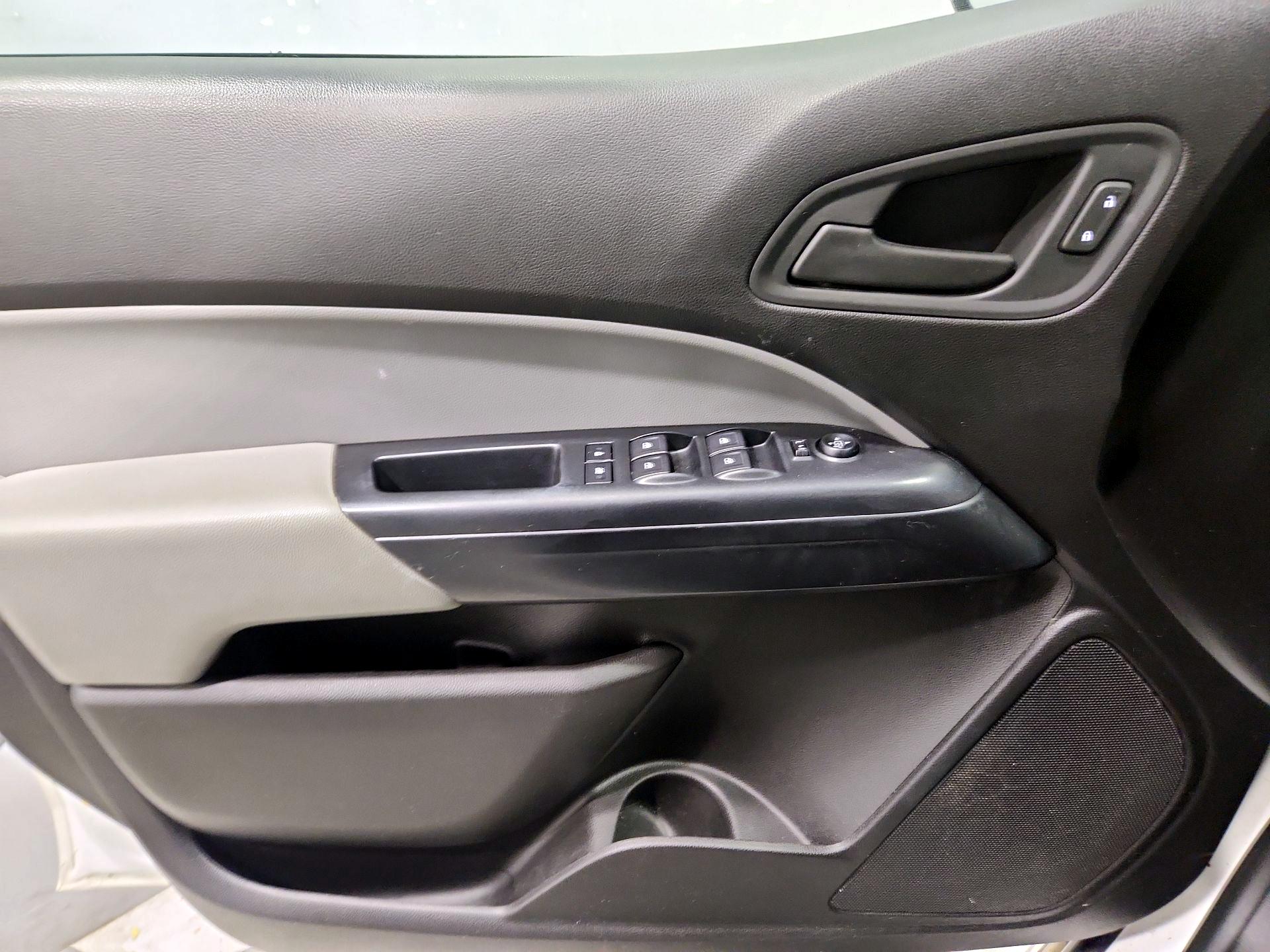 Thumbnail: 2019 Chevrolet Colorado - 12