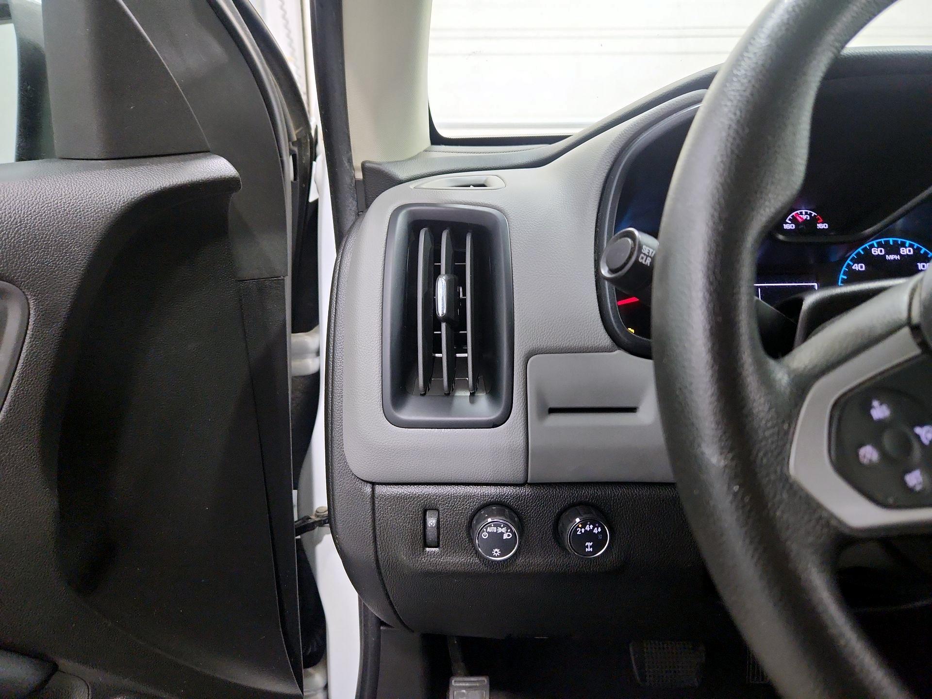 Thumbnail: 2019 Chevrolet Colorado - 13