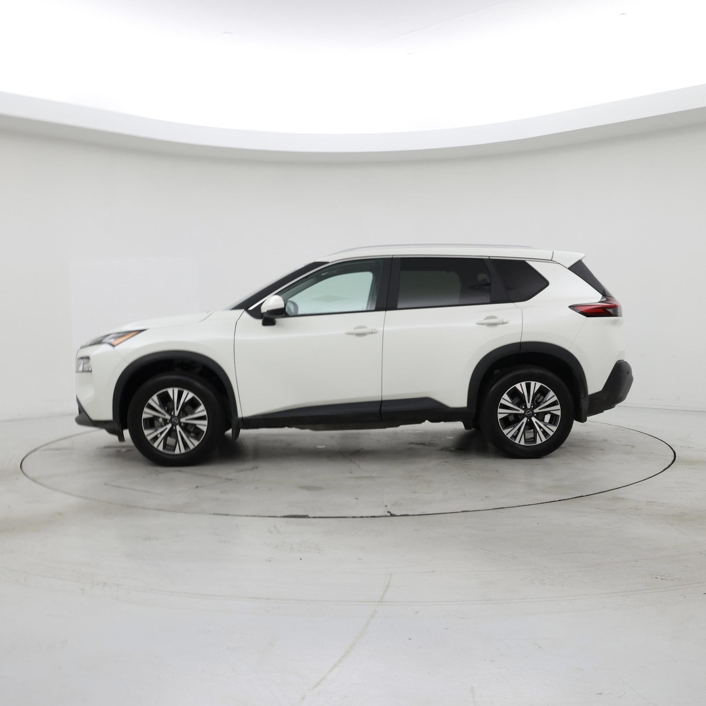 Thumbnail: 2023 Nissan Rogue - 3