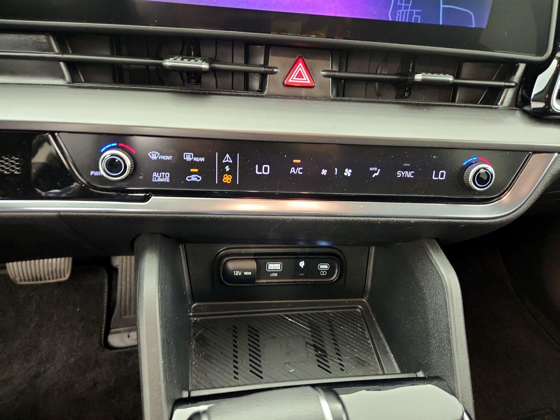 Thumbnail: 2023 Kia Sportage - 16