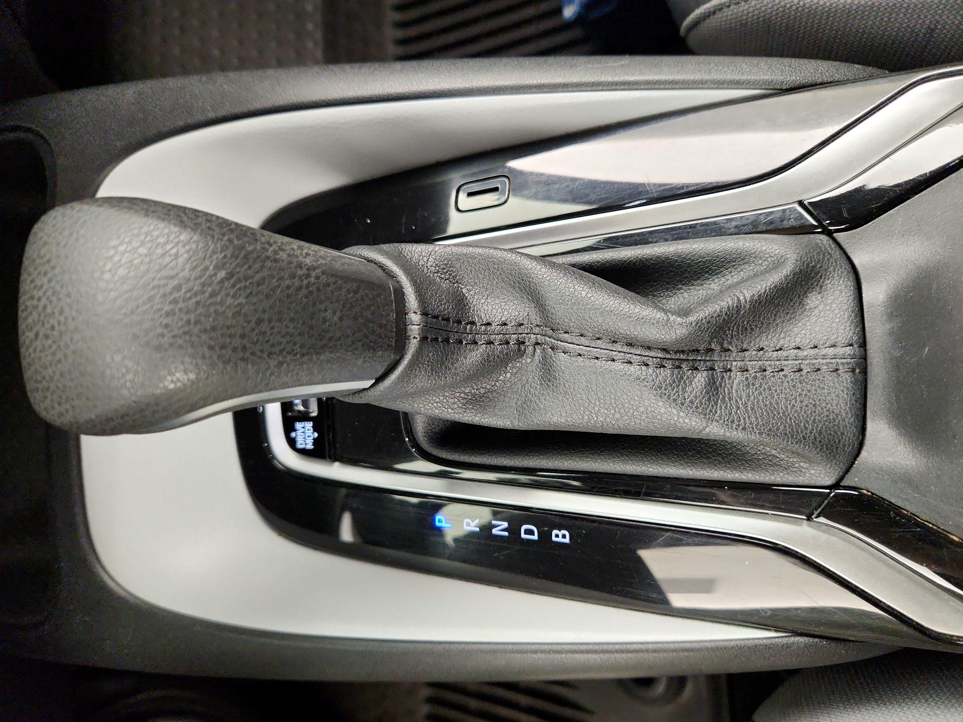 Thumbnail: 2023 Toyota Corolla - 17