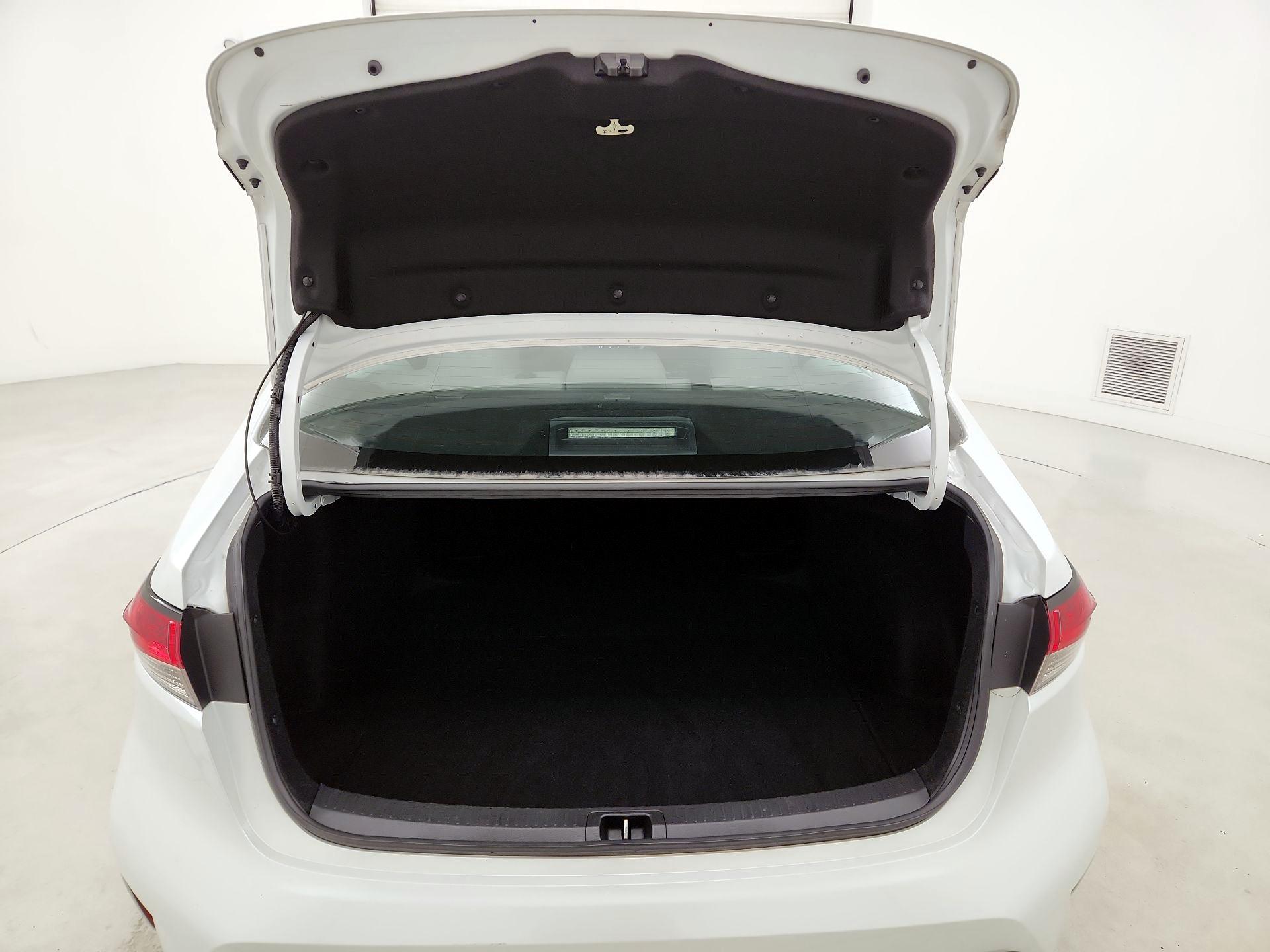 Thumbnail: 2023 Toyota Corolla - 20