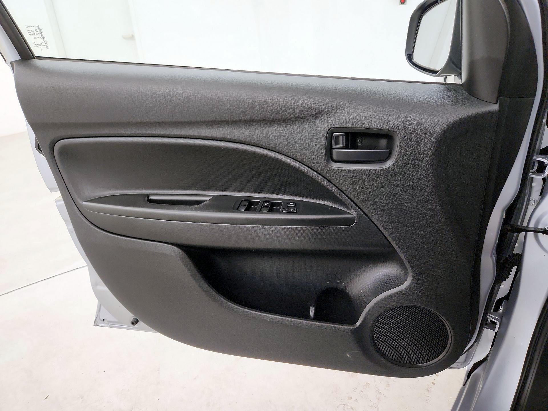 Thumbnail: 2021 Mitsubishi Mirage - 12