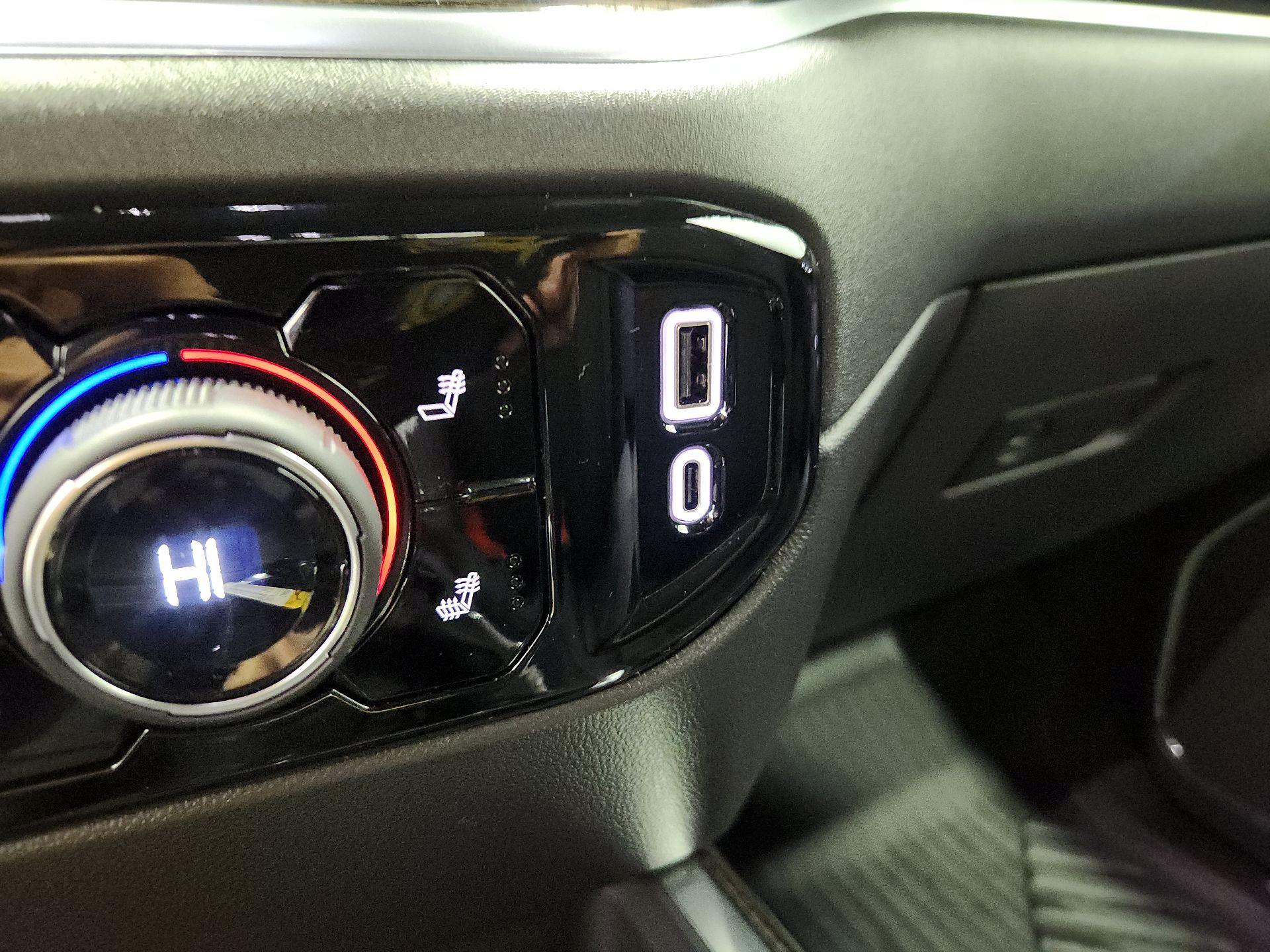 Thumbnail: 2025 Chevrolet Silverado 1500 - 19