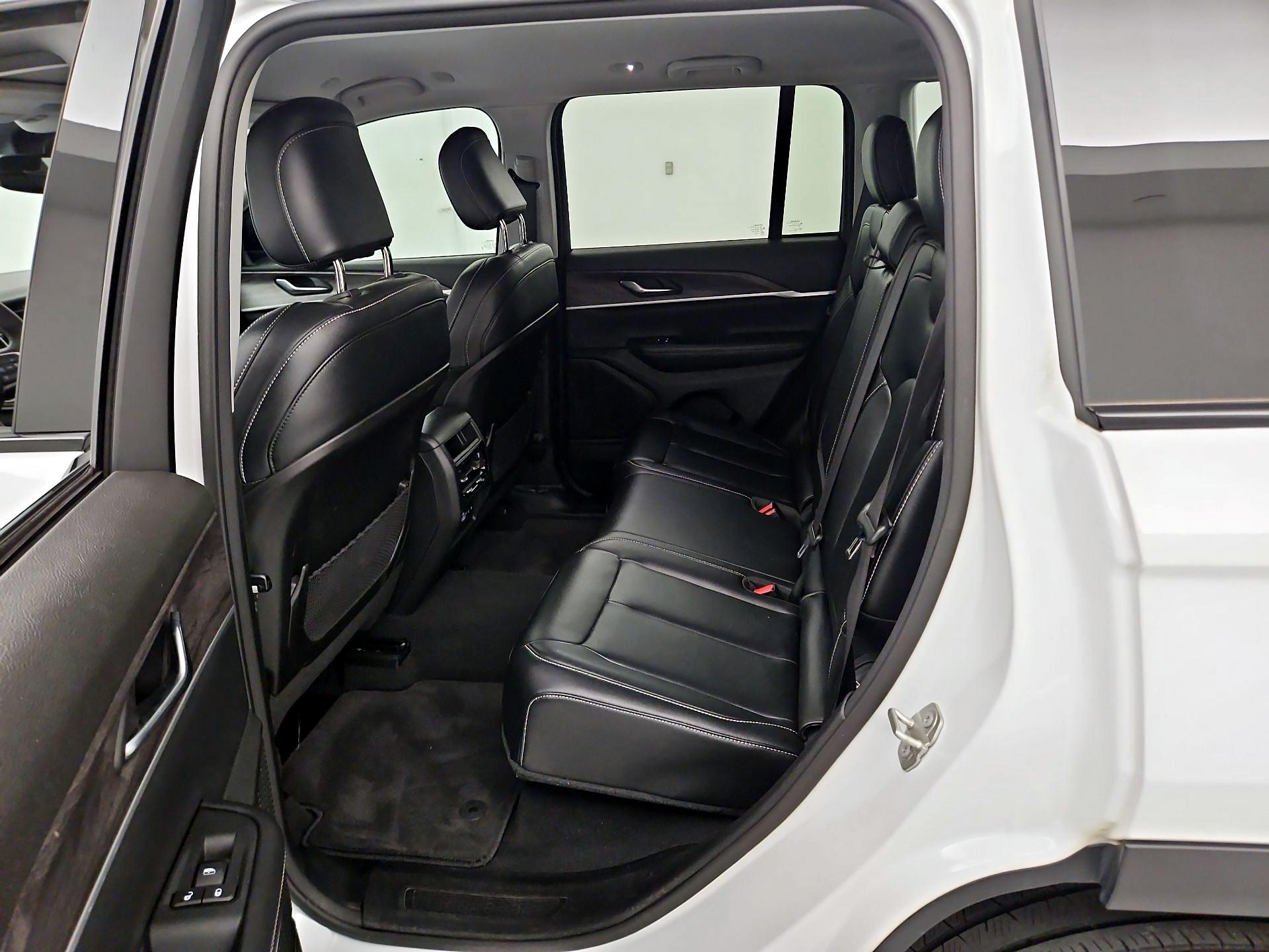 Thumbnail: 2024 Jeep Grand Cherokee - 20