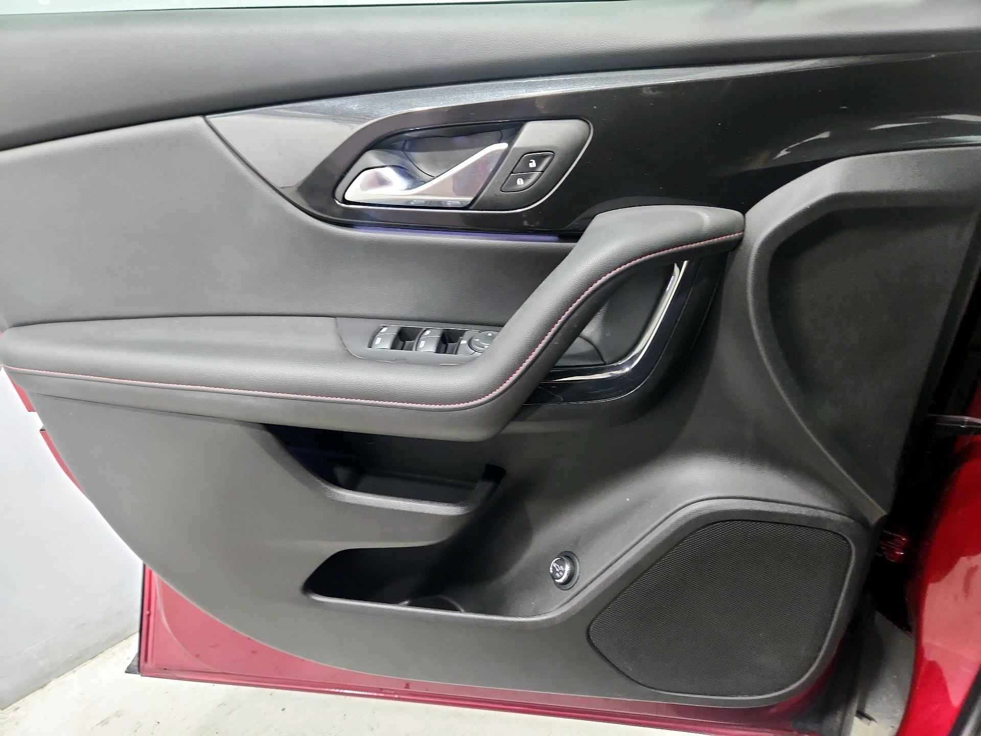 Thumbnail: 2022 Chevrolet Blazer - 12