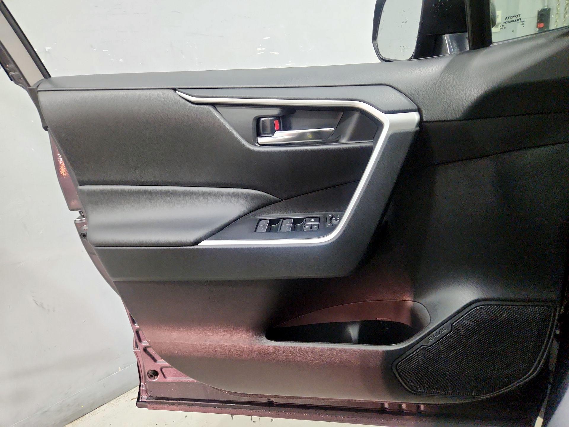 Thumbnail: 2024 Toyota RAV4 - 12