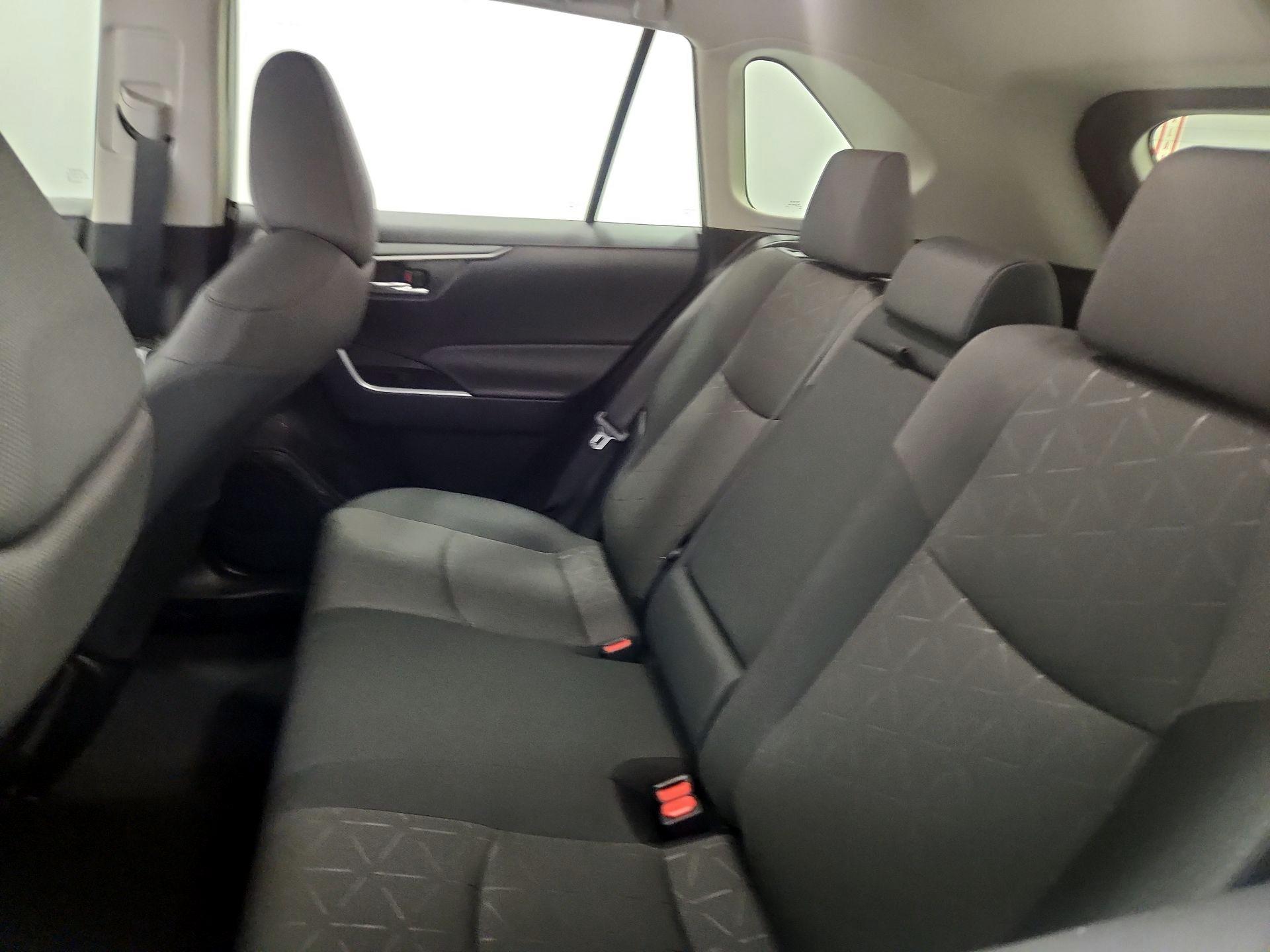 Thumbnail: 2024 Toyota RAV4 - 20