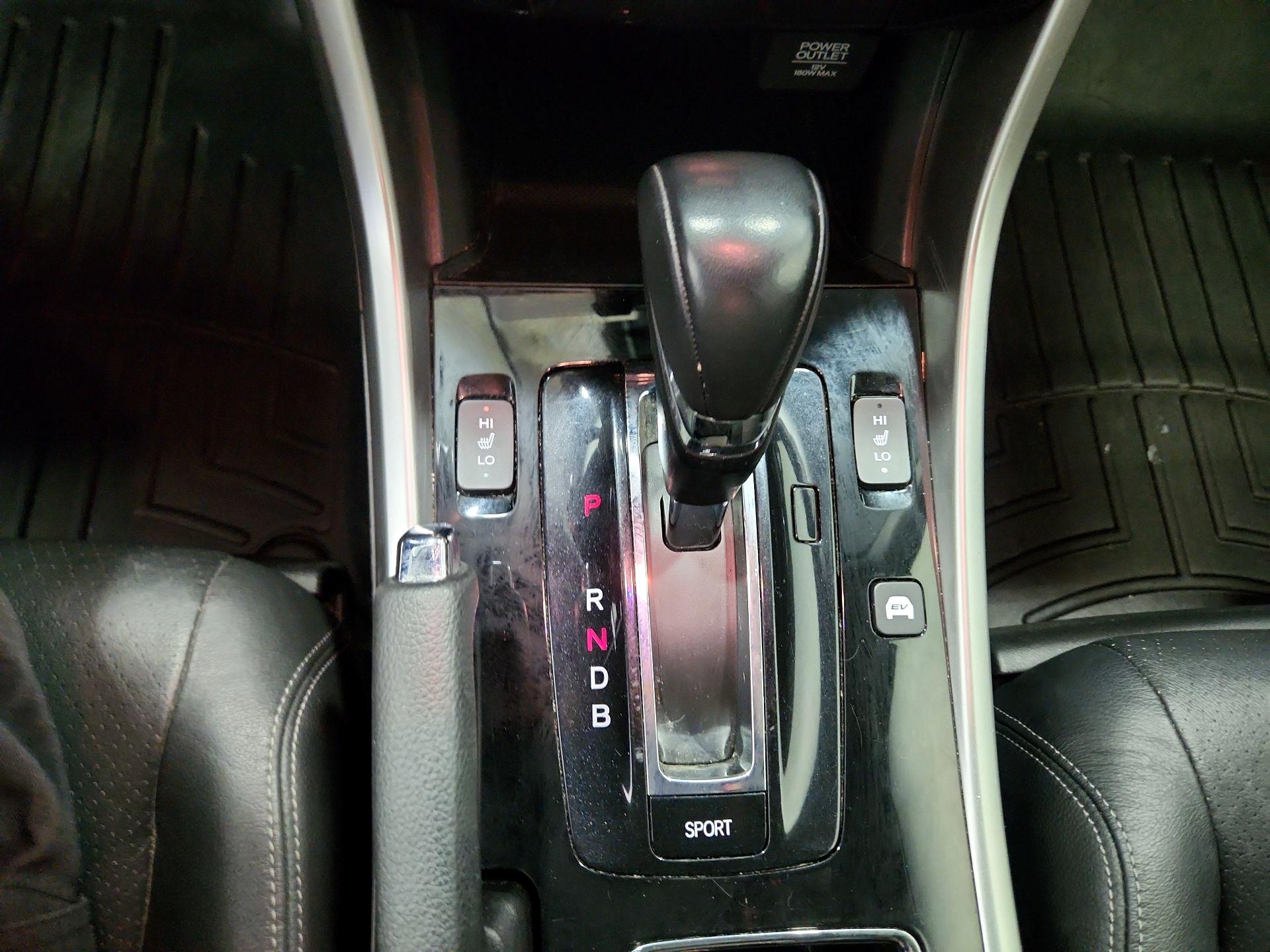 Thumbnail: 2017 Honda Accord - 17