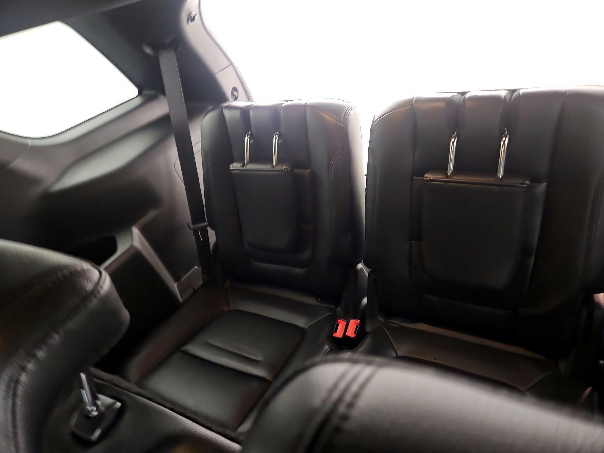 Thumbnail: 2016 Ford Explorer - 20