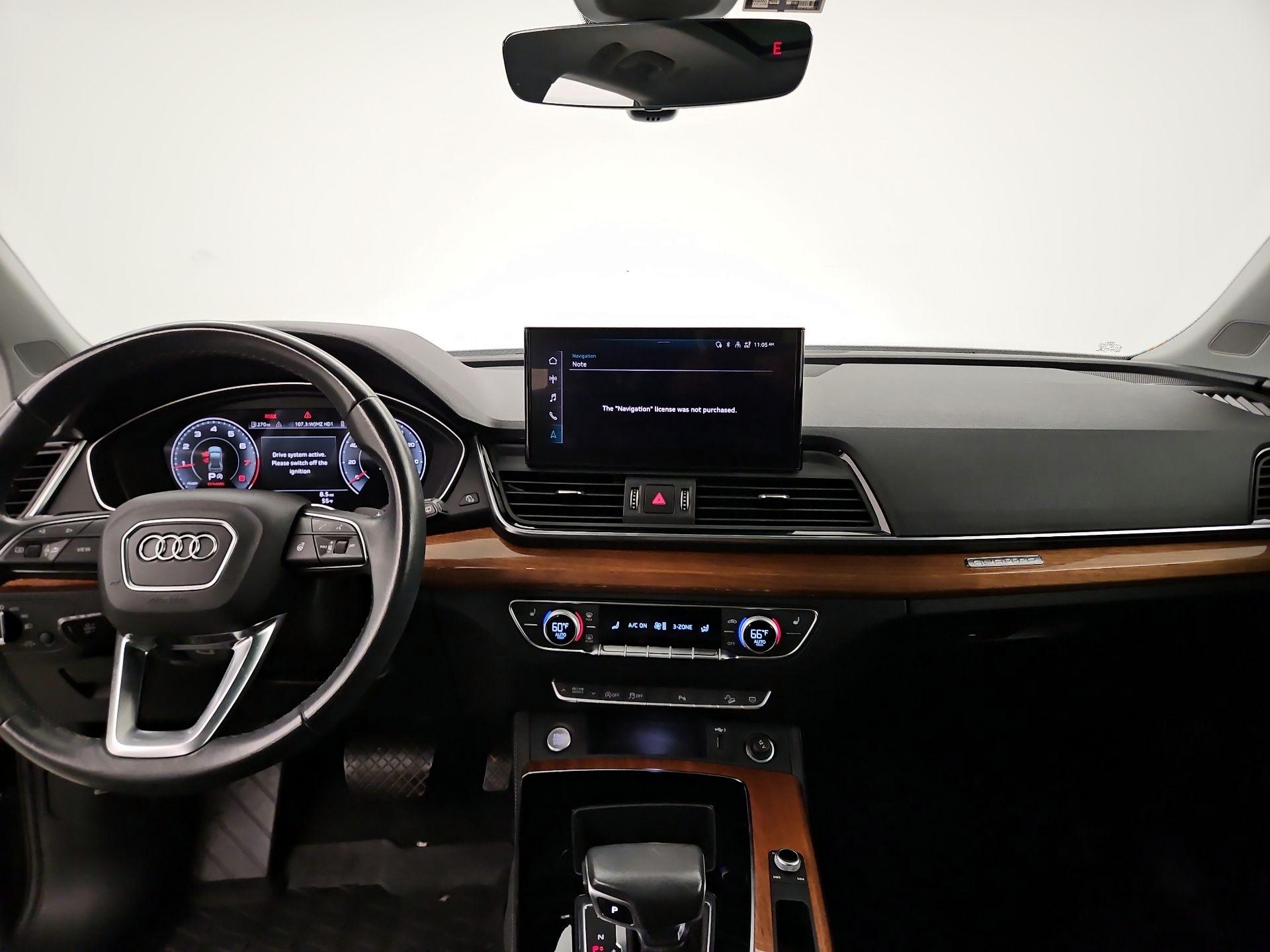 Thumbnail: 2023 Audi Q5 - 9