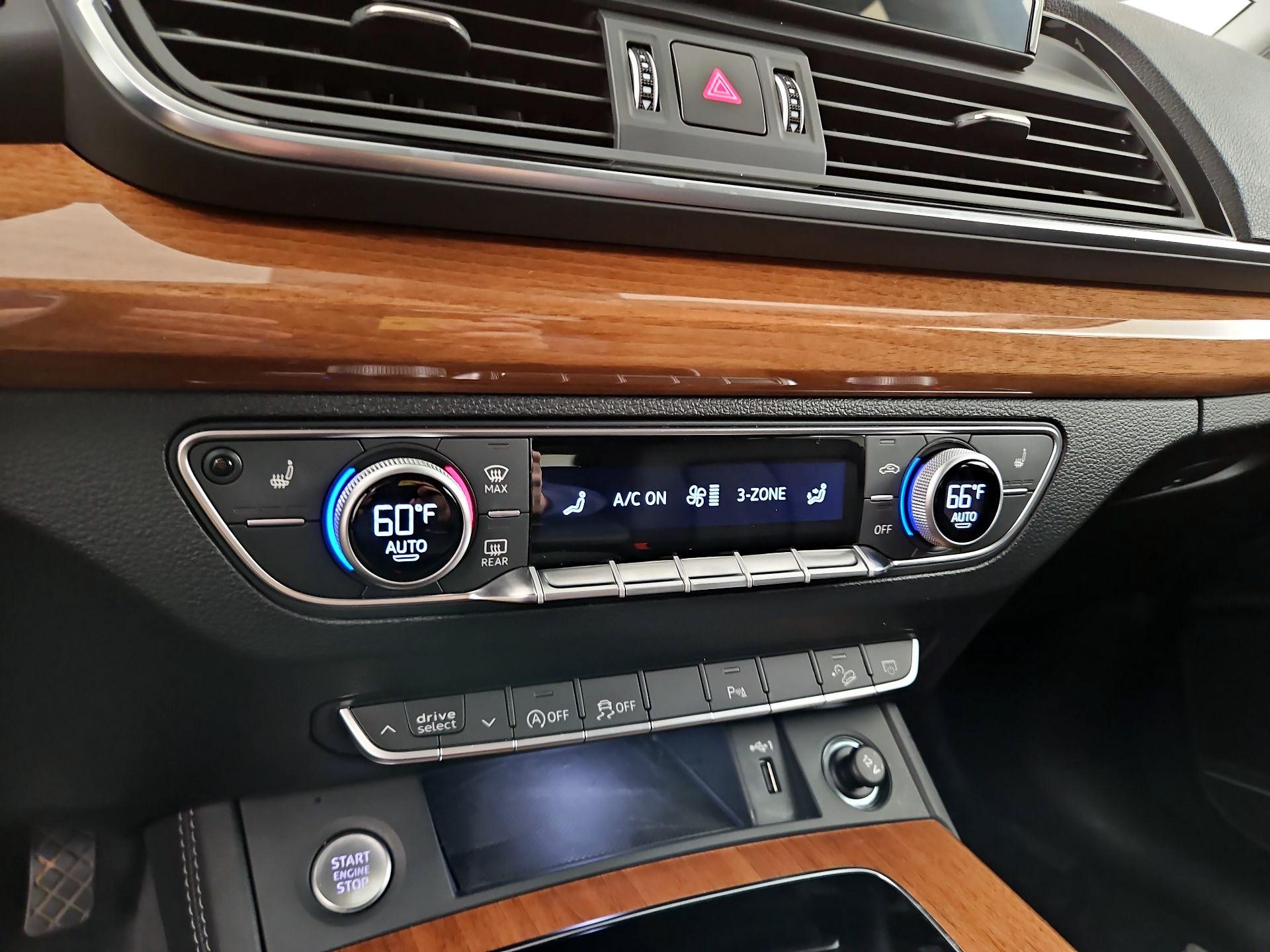 Thumbnail: 2023 Audi Q5 - 16