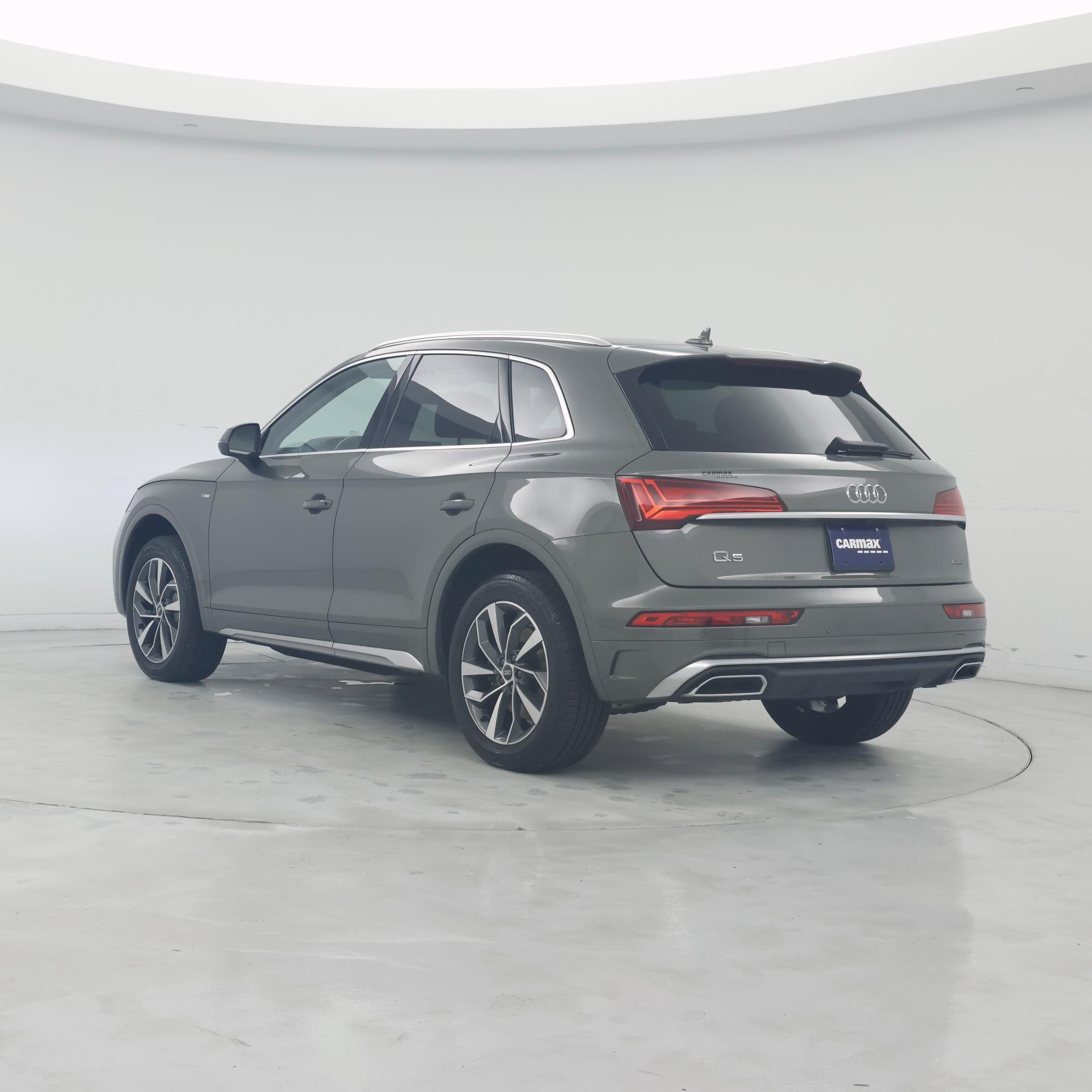 Thumbnail: 2023 Audi Q5 - 2