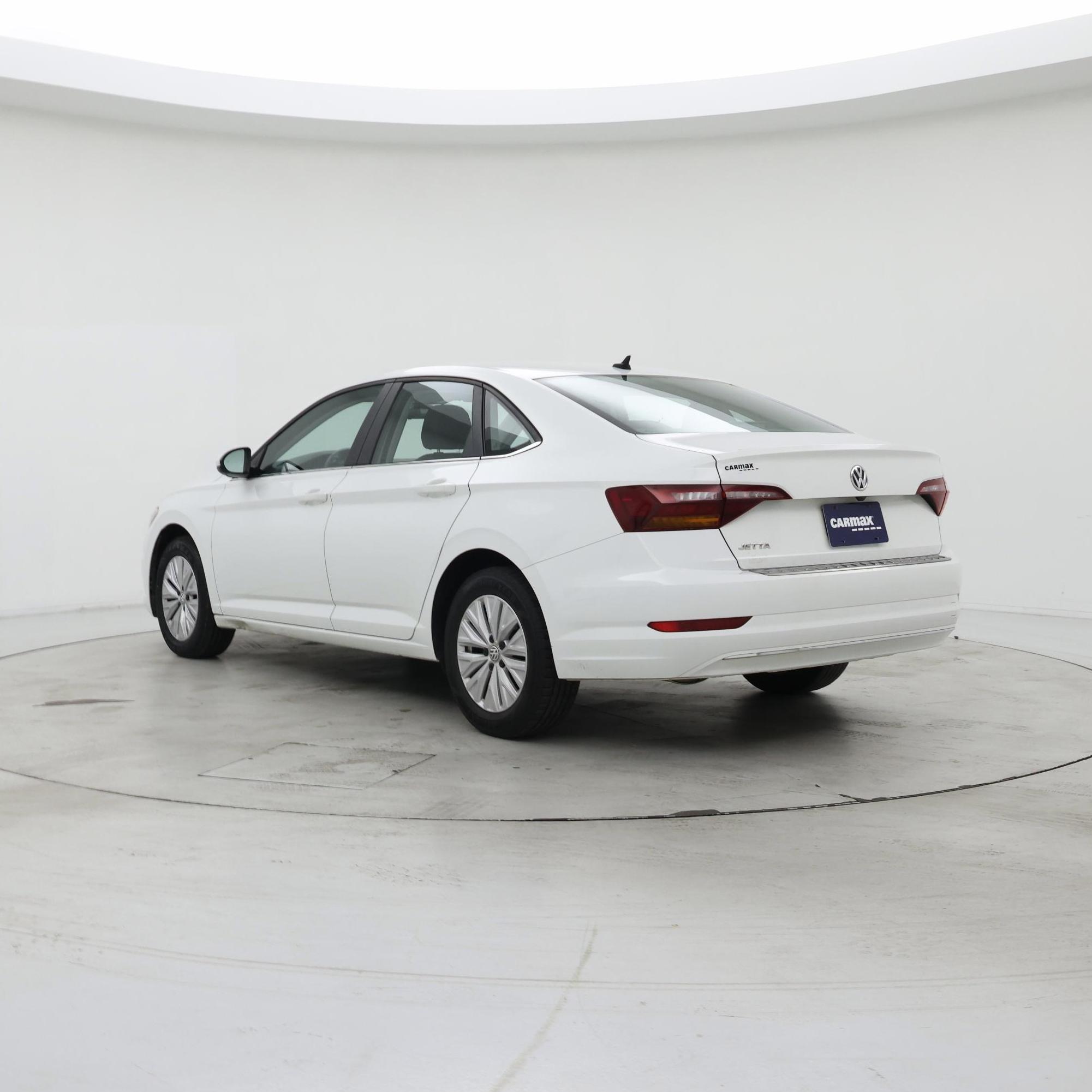 Thumbnail: 2019 Volkswagen Jetta - 2