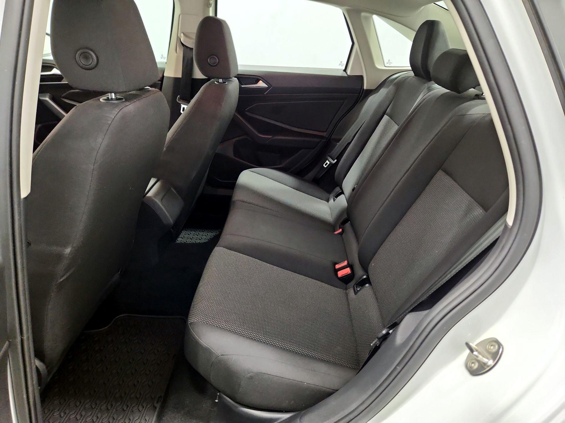 Thumbnail: 2019 Volkswagen Jetta - 19