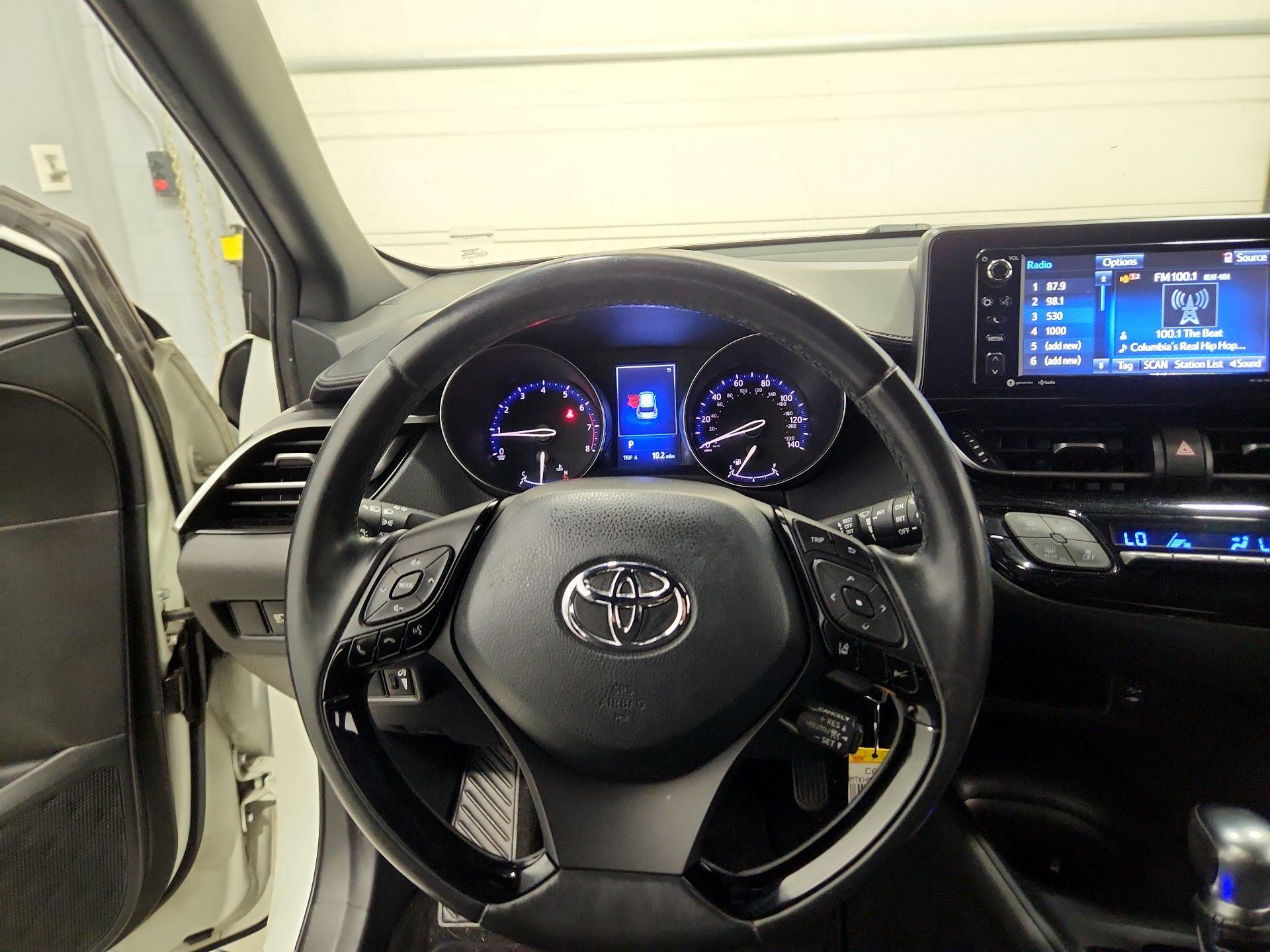 Thumbnail: 2018 Toyota C-HR - 10