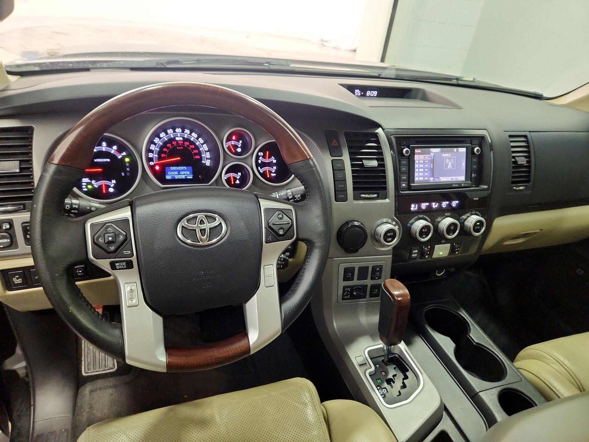 Thumbnail: 2015 Toyota Sequoia - 9