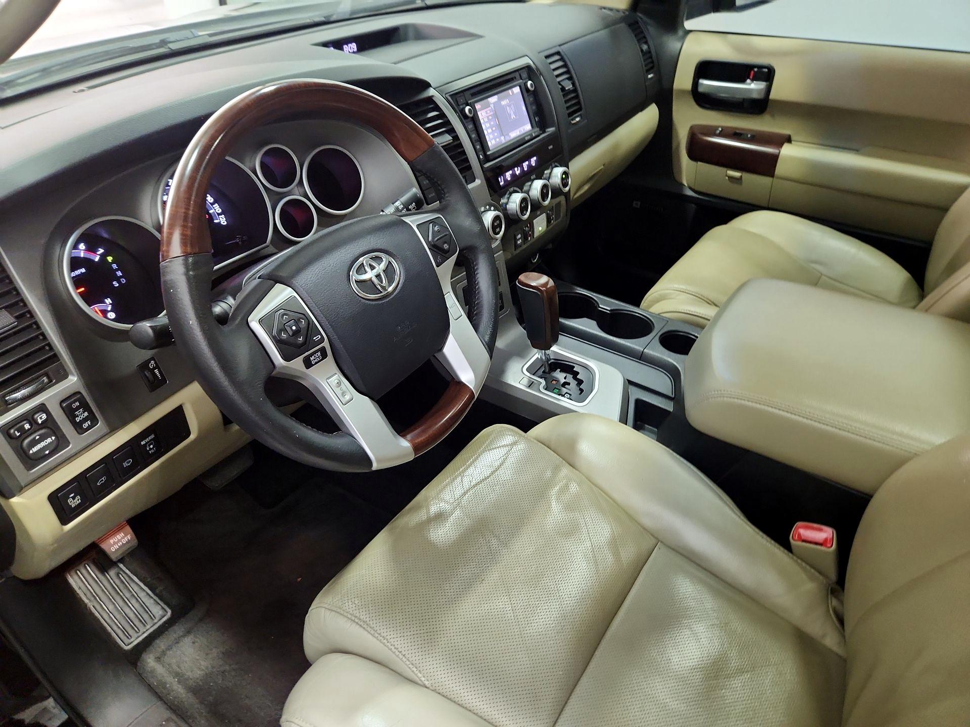 Thumbnail: 2015 Toyota Sequoia - 11