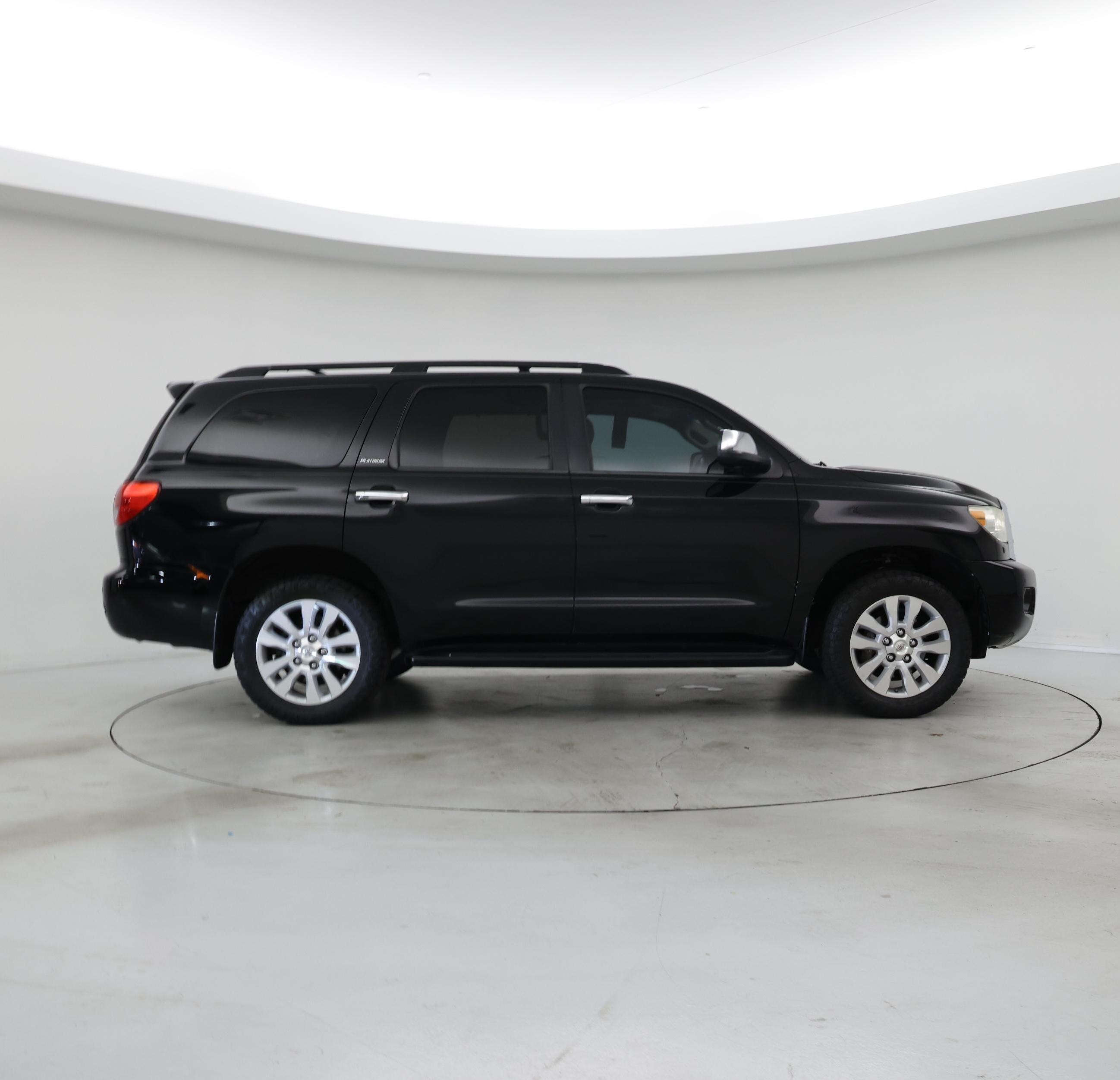 Thumbnail: 2015 Toyota Sequoia - 7