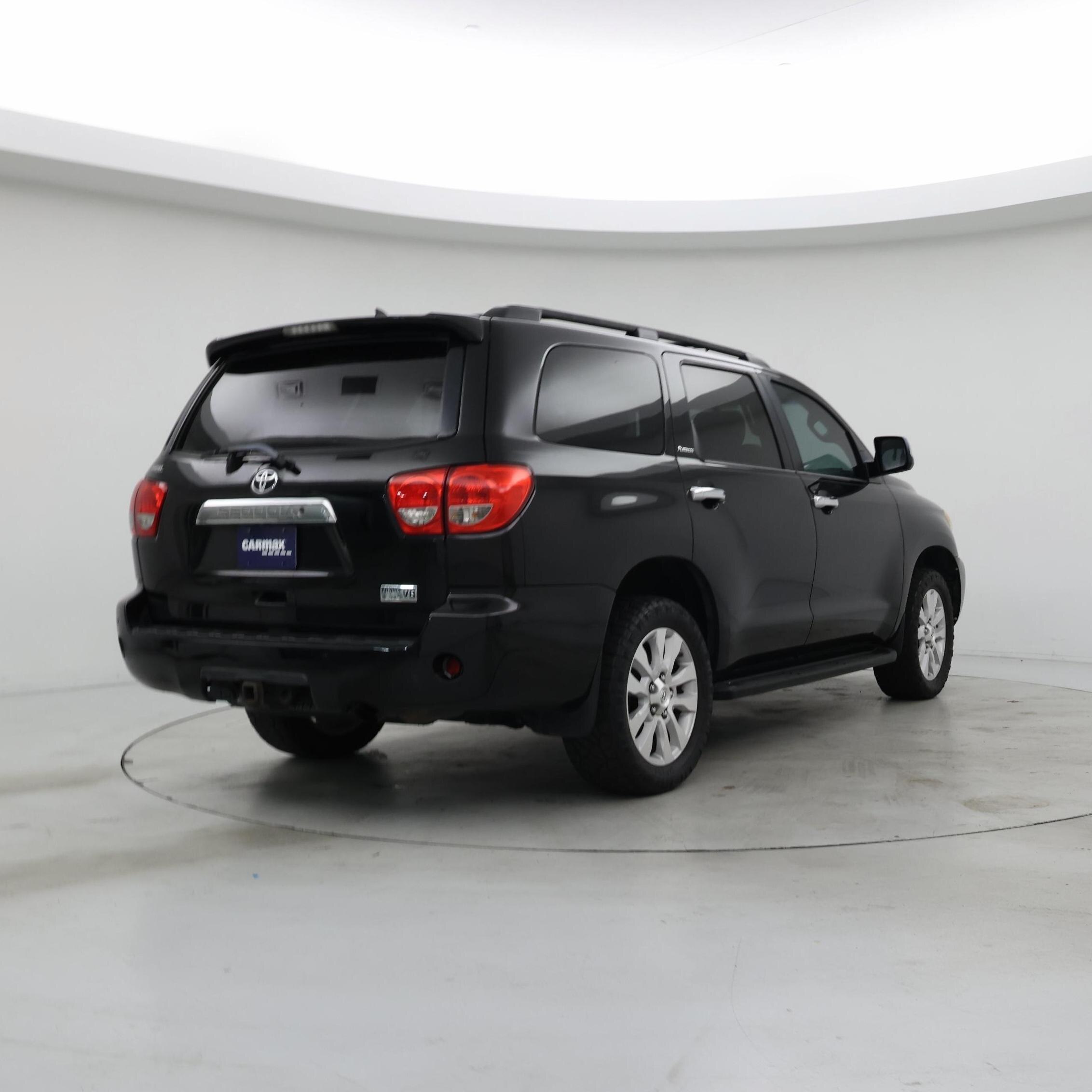 Thumbnail: 2015 Toyota Sequoia - 8
