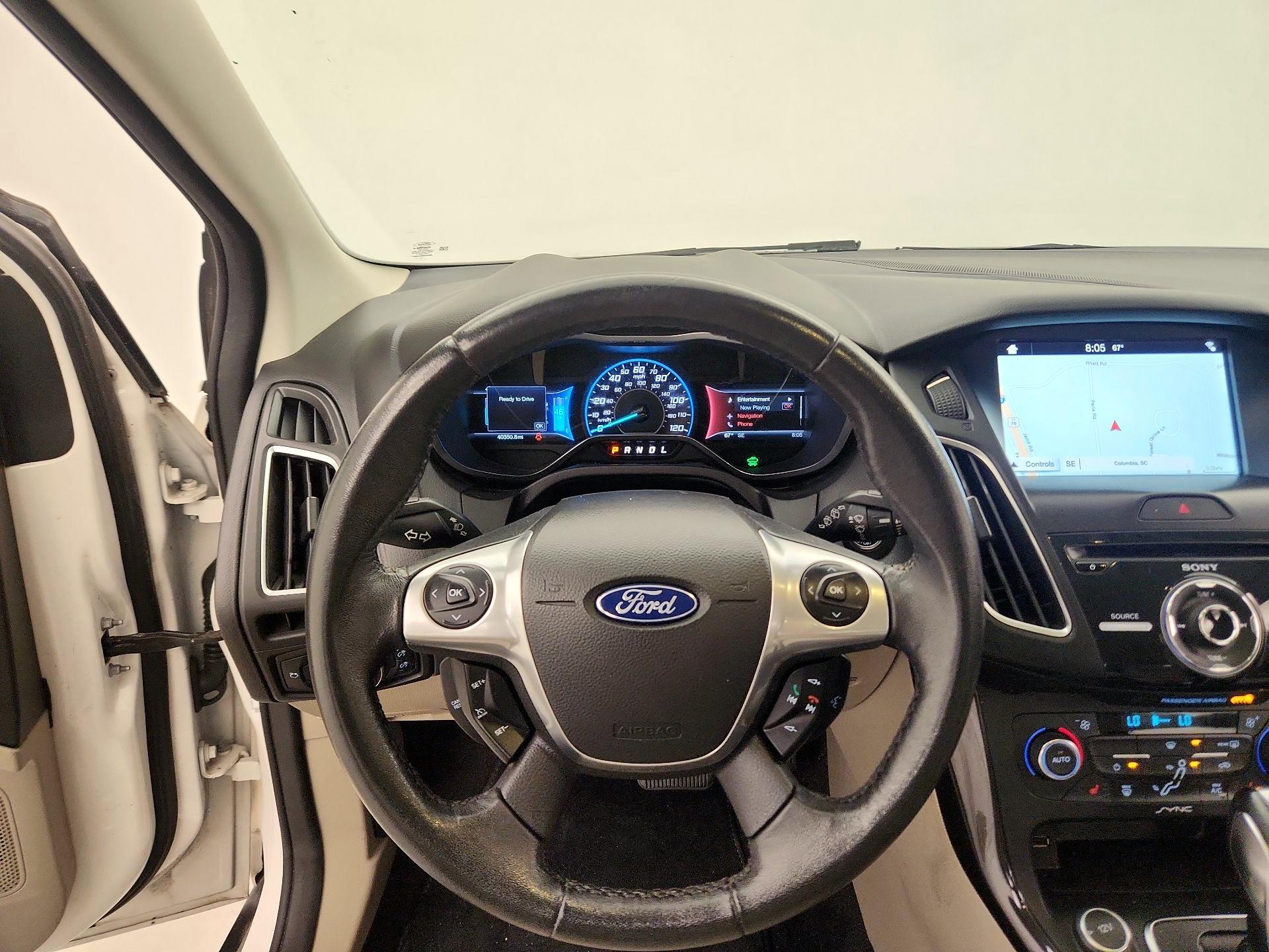 Thumbnail: 2016 Ford Focus - 10