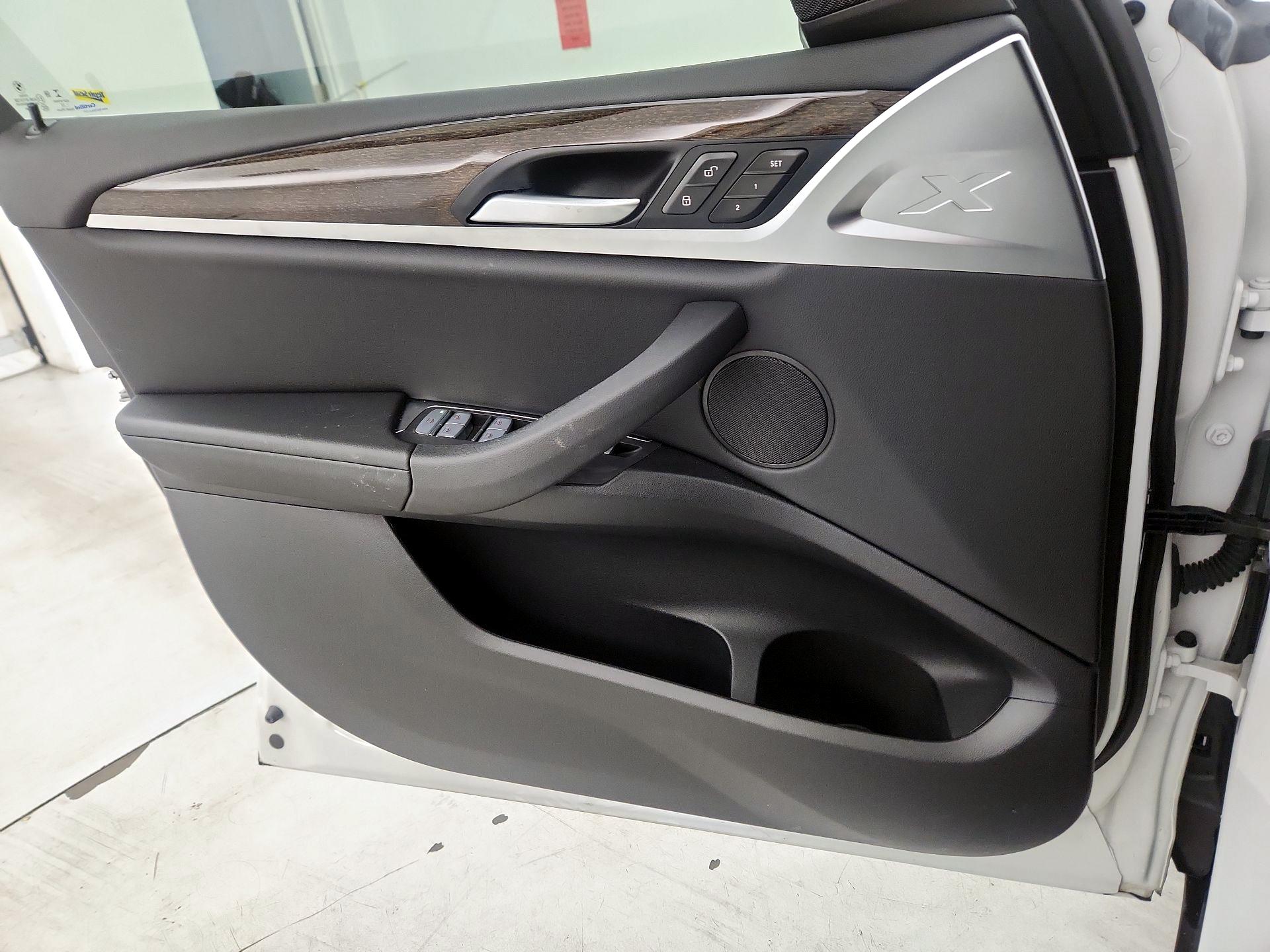 Thumbnail: 2022 BMW X3 - 12