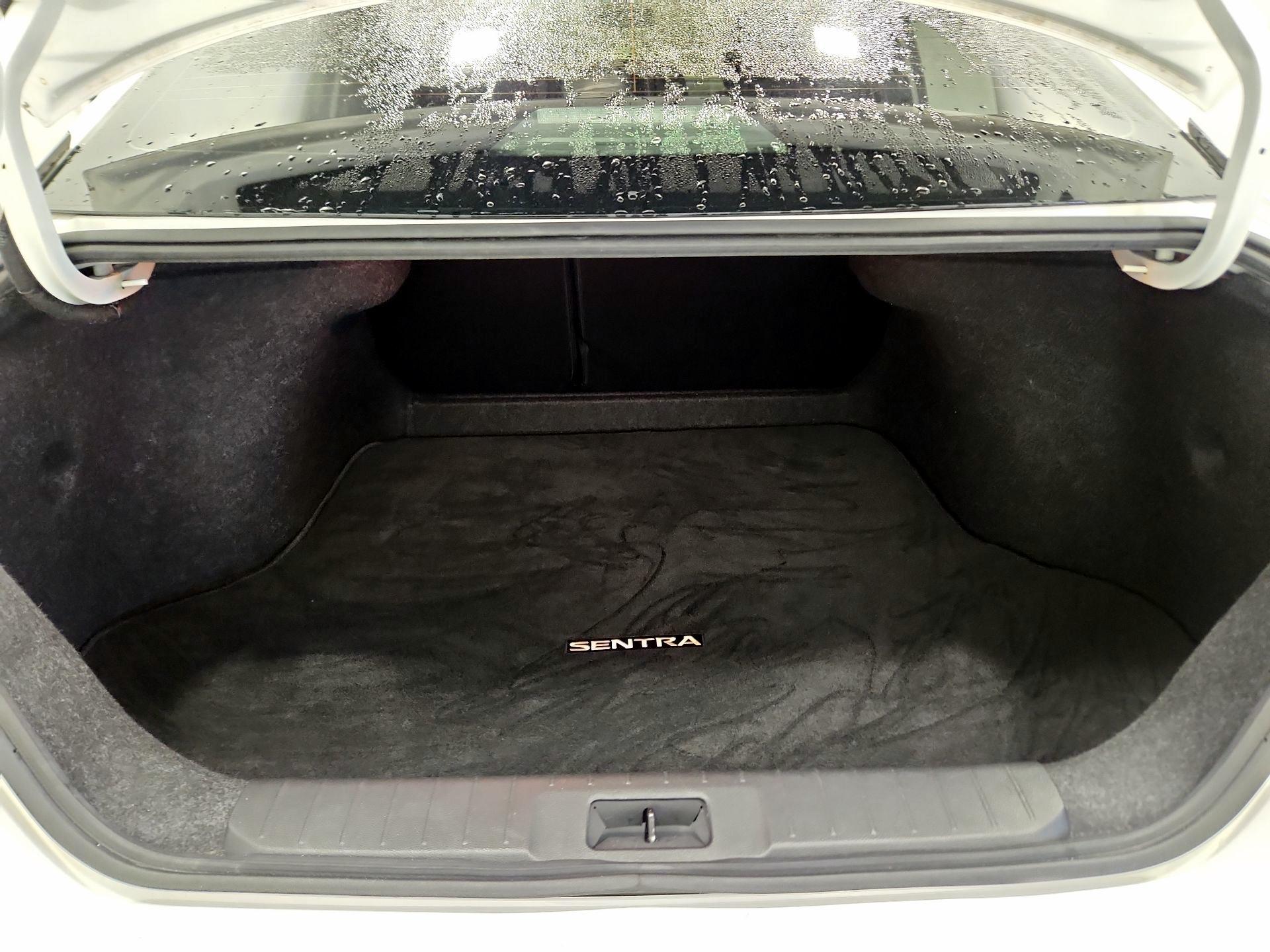 Thumbnail: 2021 Nissan Sentra - 20