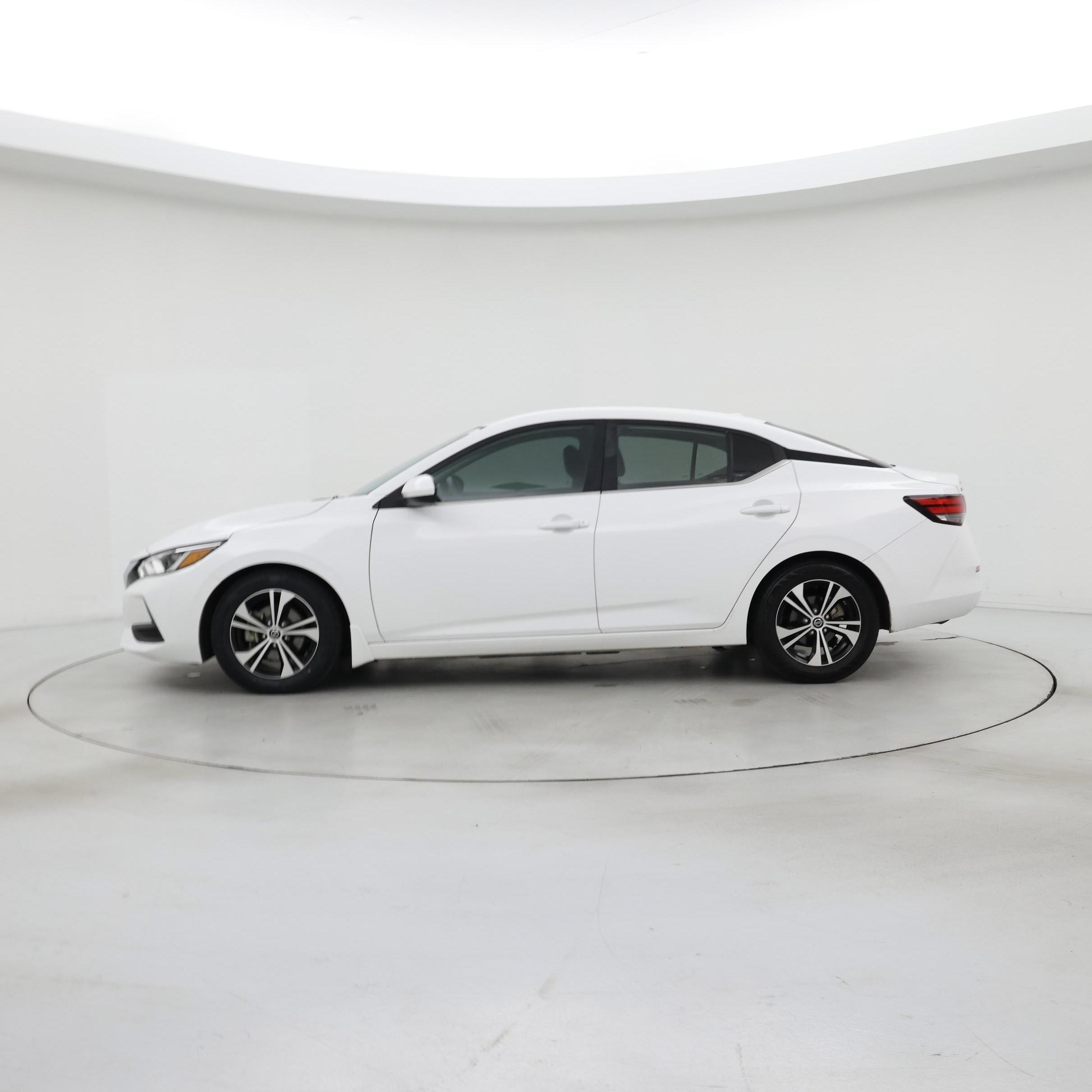 Thumbnail: 2021 Nissan Sentra - 3