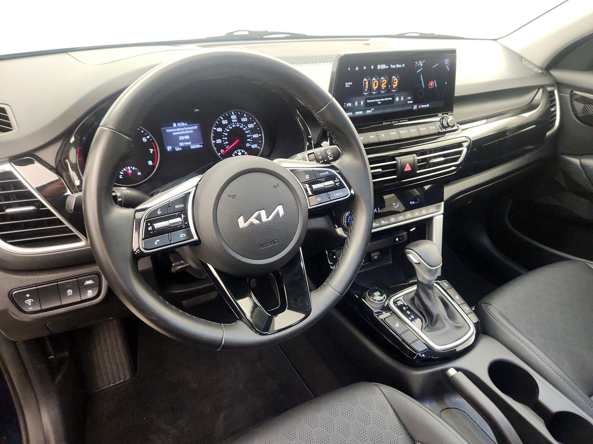 Thumbnail: 2022 Kia Seltos - 9