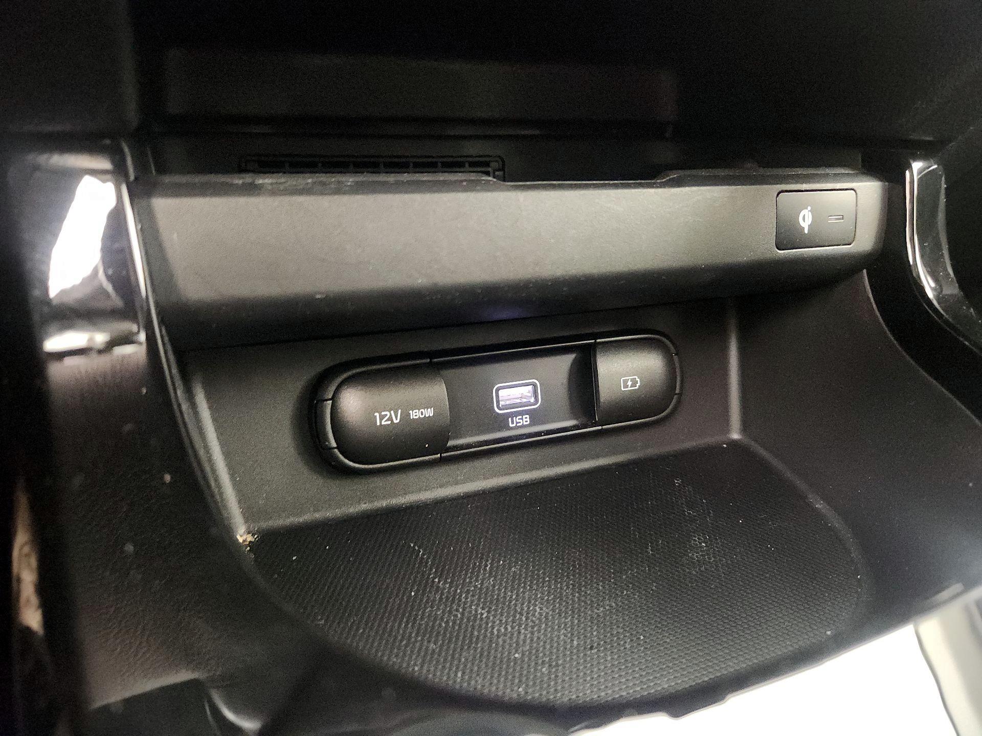 Thumbnail: 2022 Kia Seltos - 18