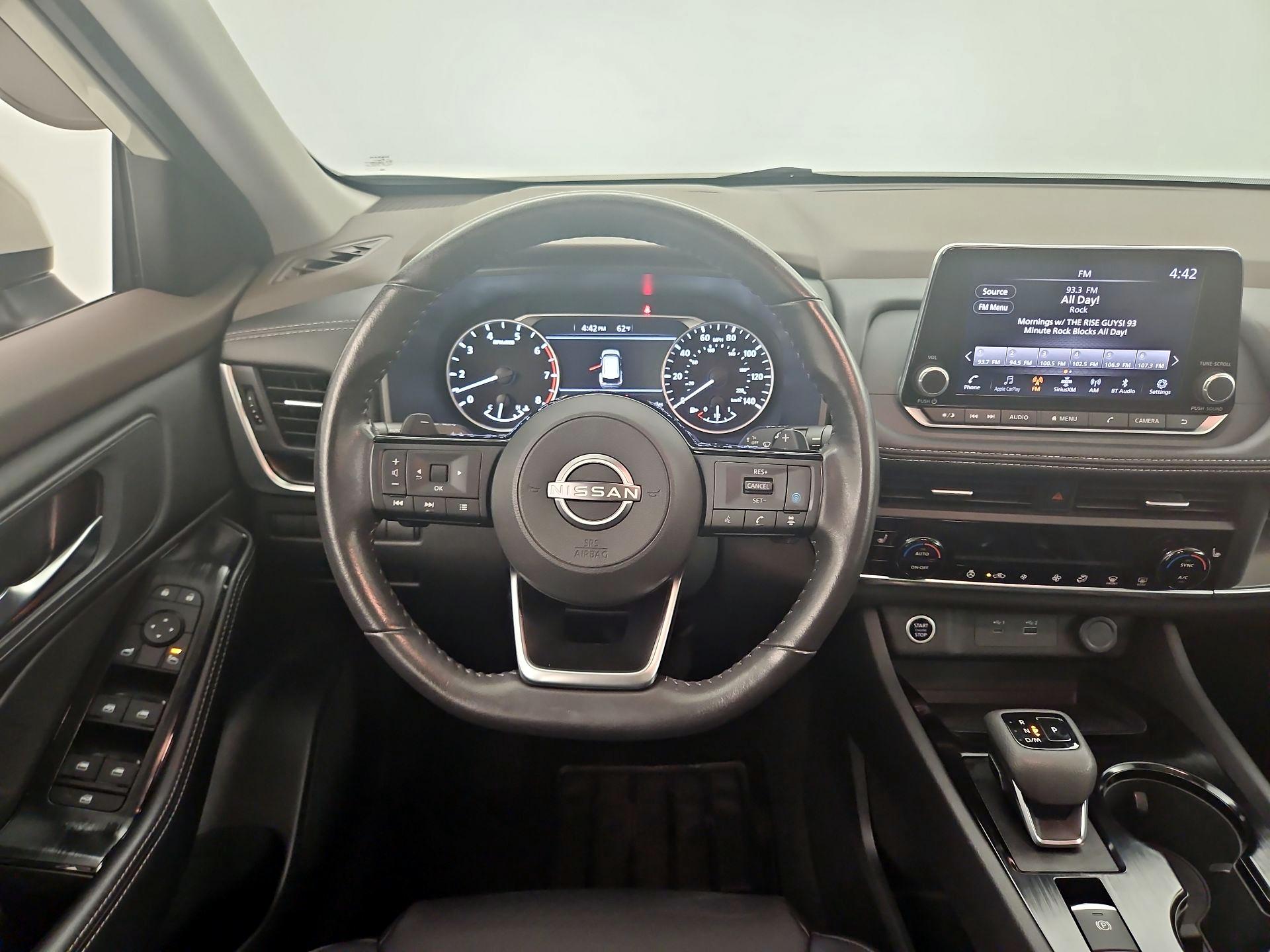 Thumbnail: 2023 Nissan Rogue - 10