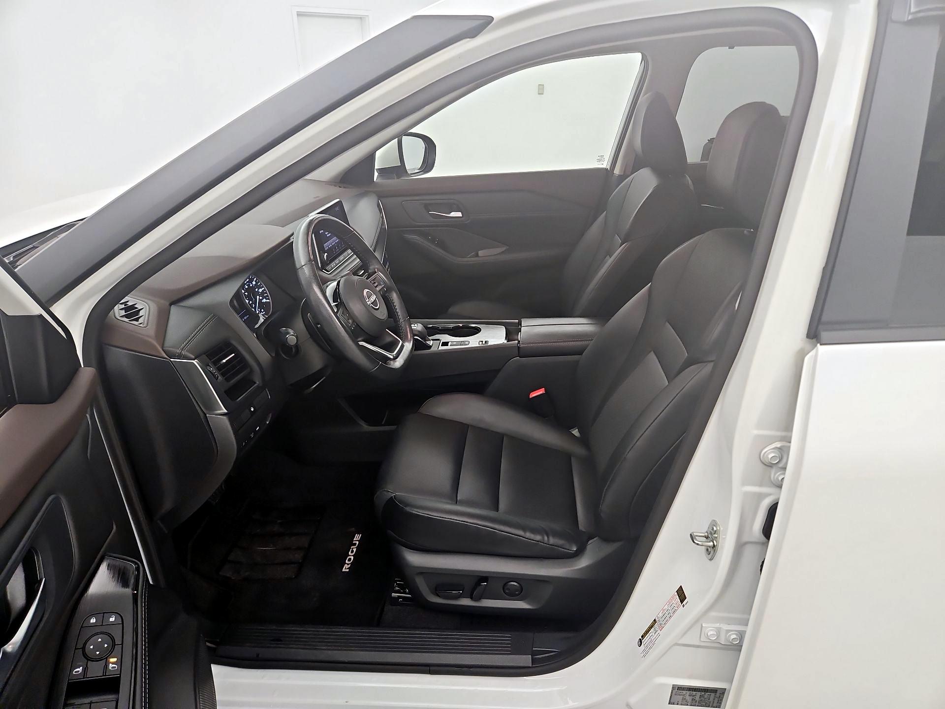 Thumbnail: 2023 Nissan Rogue - 11