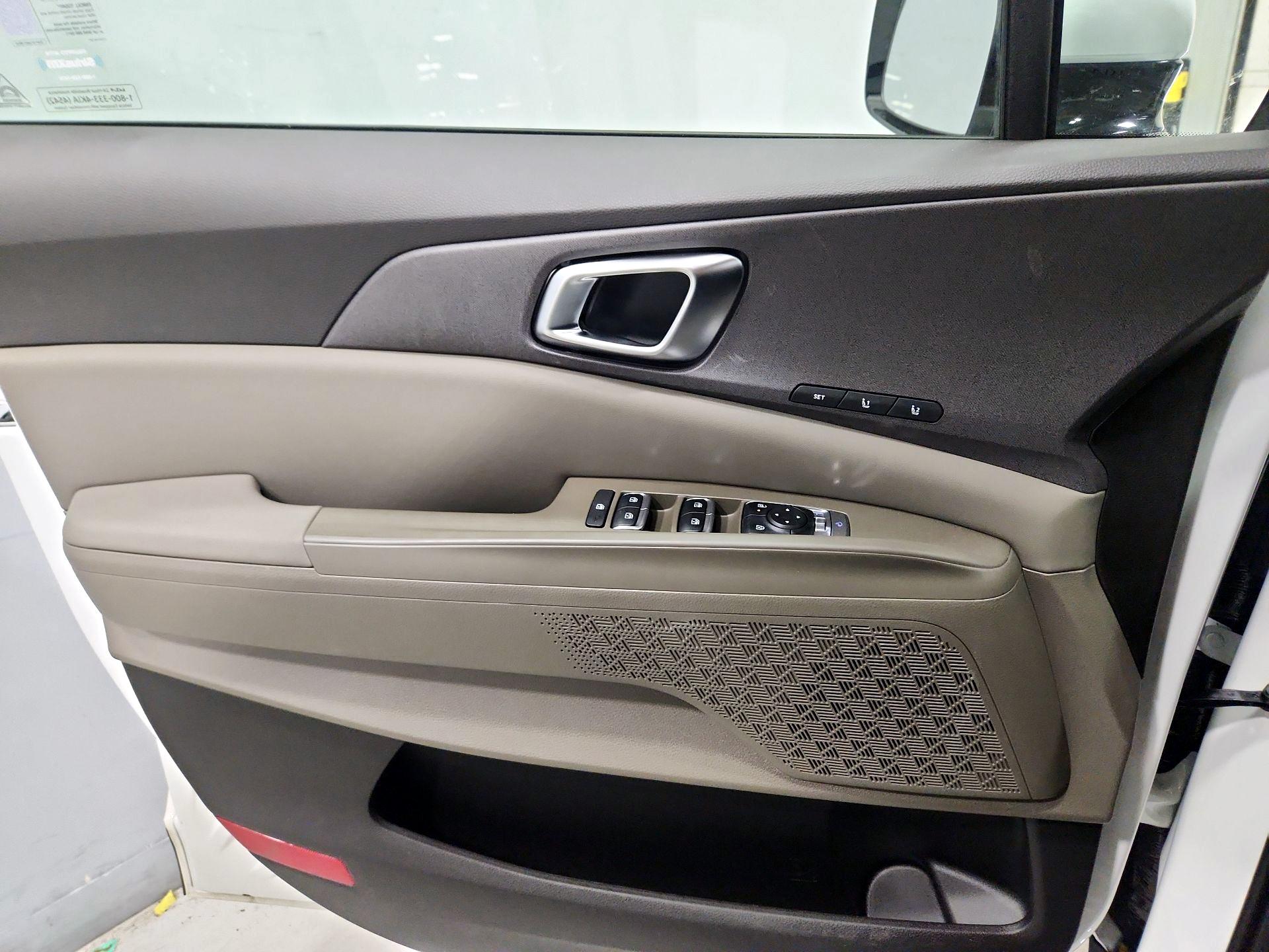 Thumbnail: 2026 Kia Carnival - 12