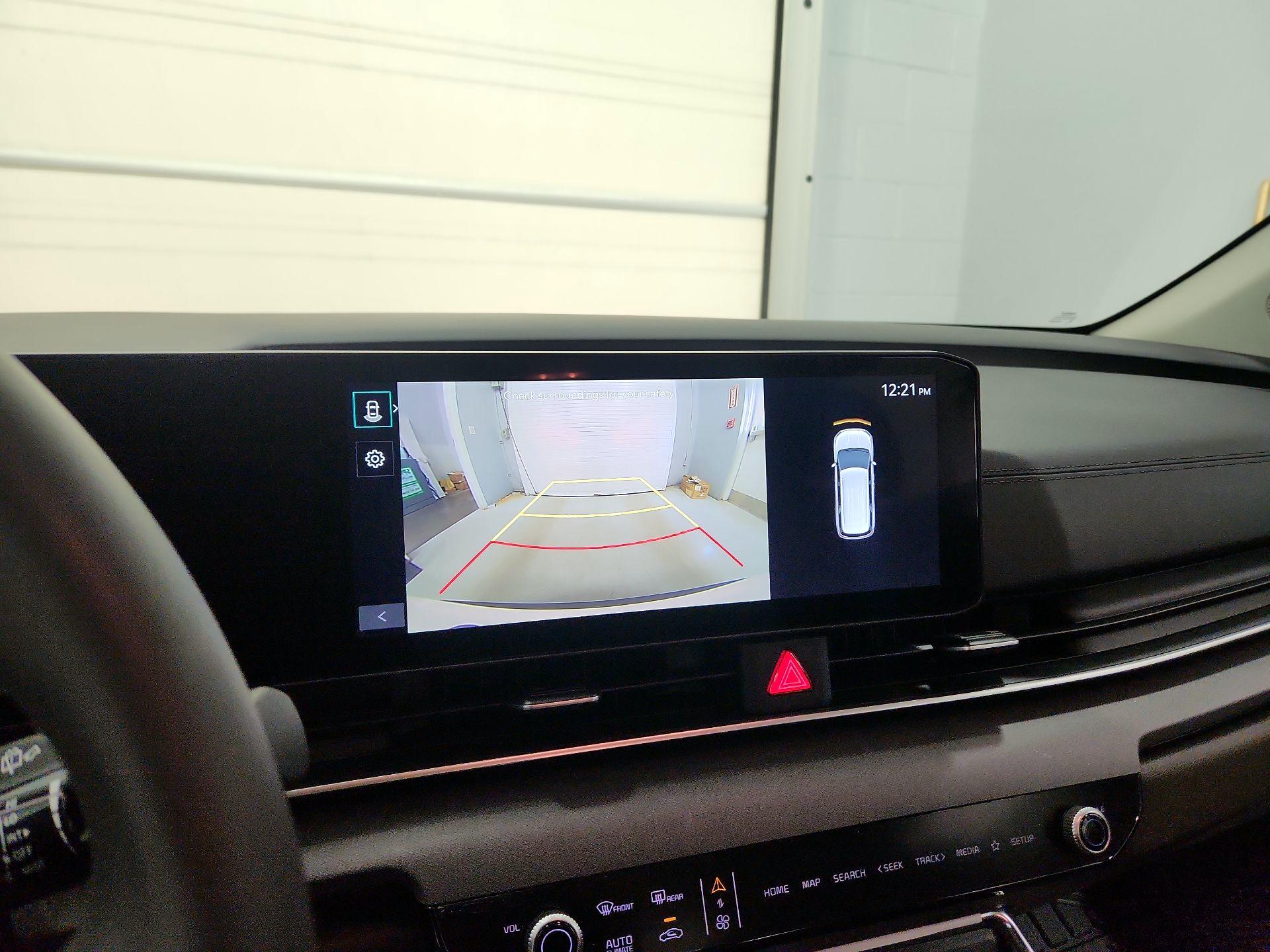 Thumbnail: 2026 Kia Carnival - 15