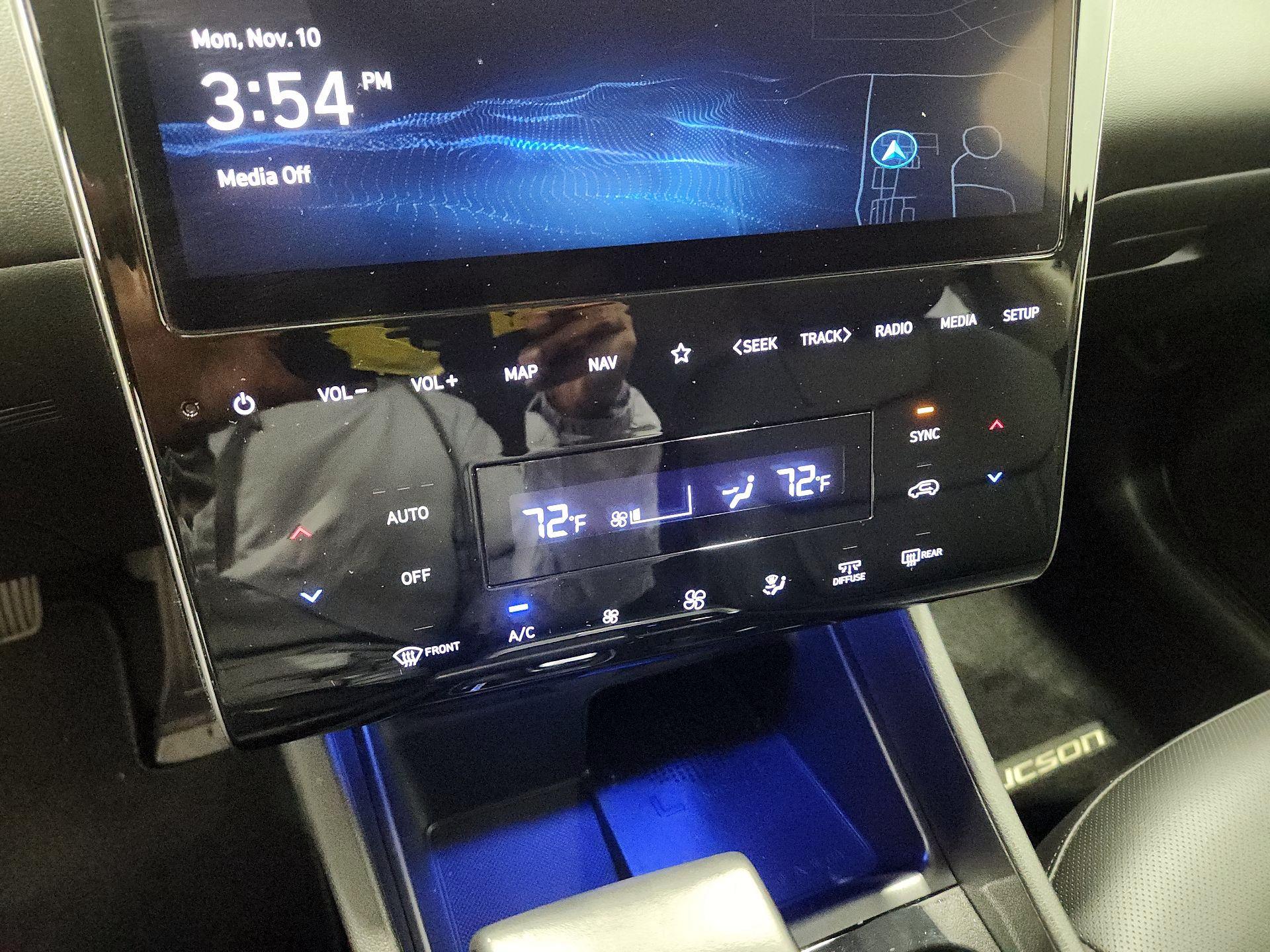 Thumbnail: 2024 Hyundai Tucson - 16