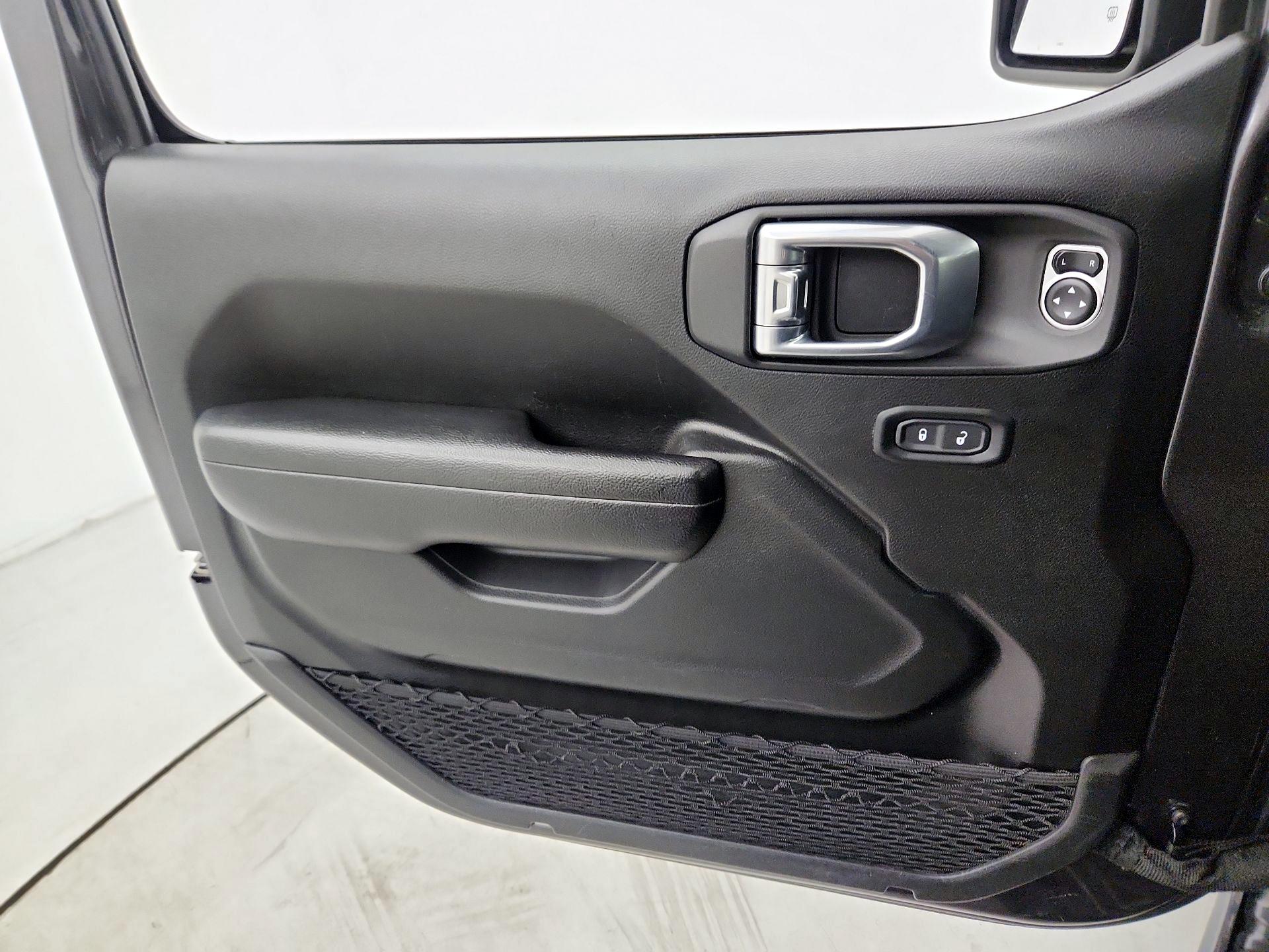 Thumbnail: 2024 Jeep Wrangler - 12