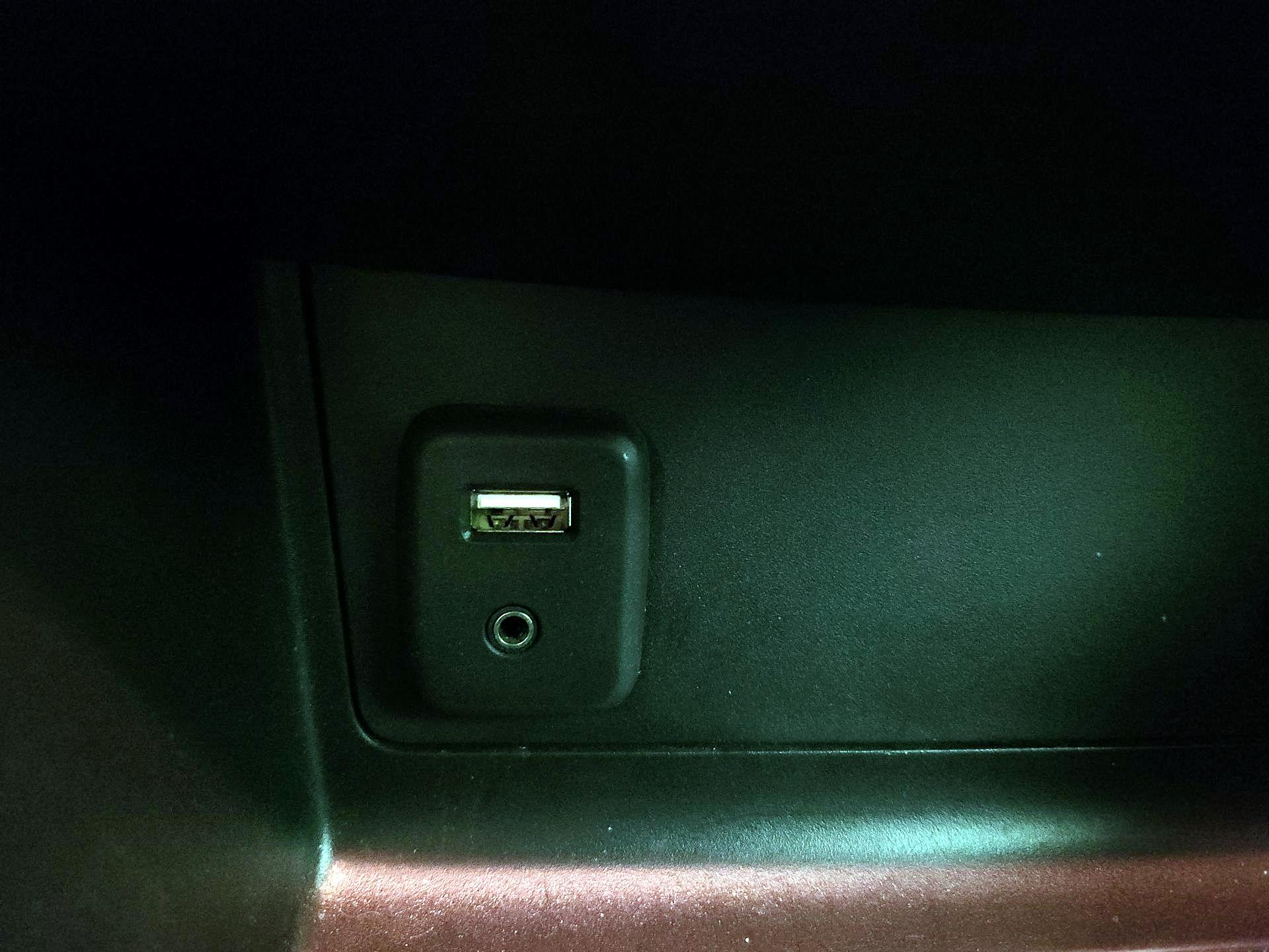 Thumbnail: 2018 Chevrolet Colorado - 18