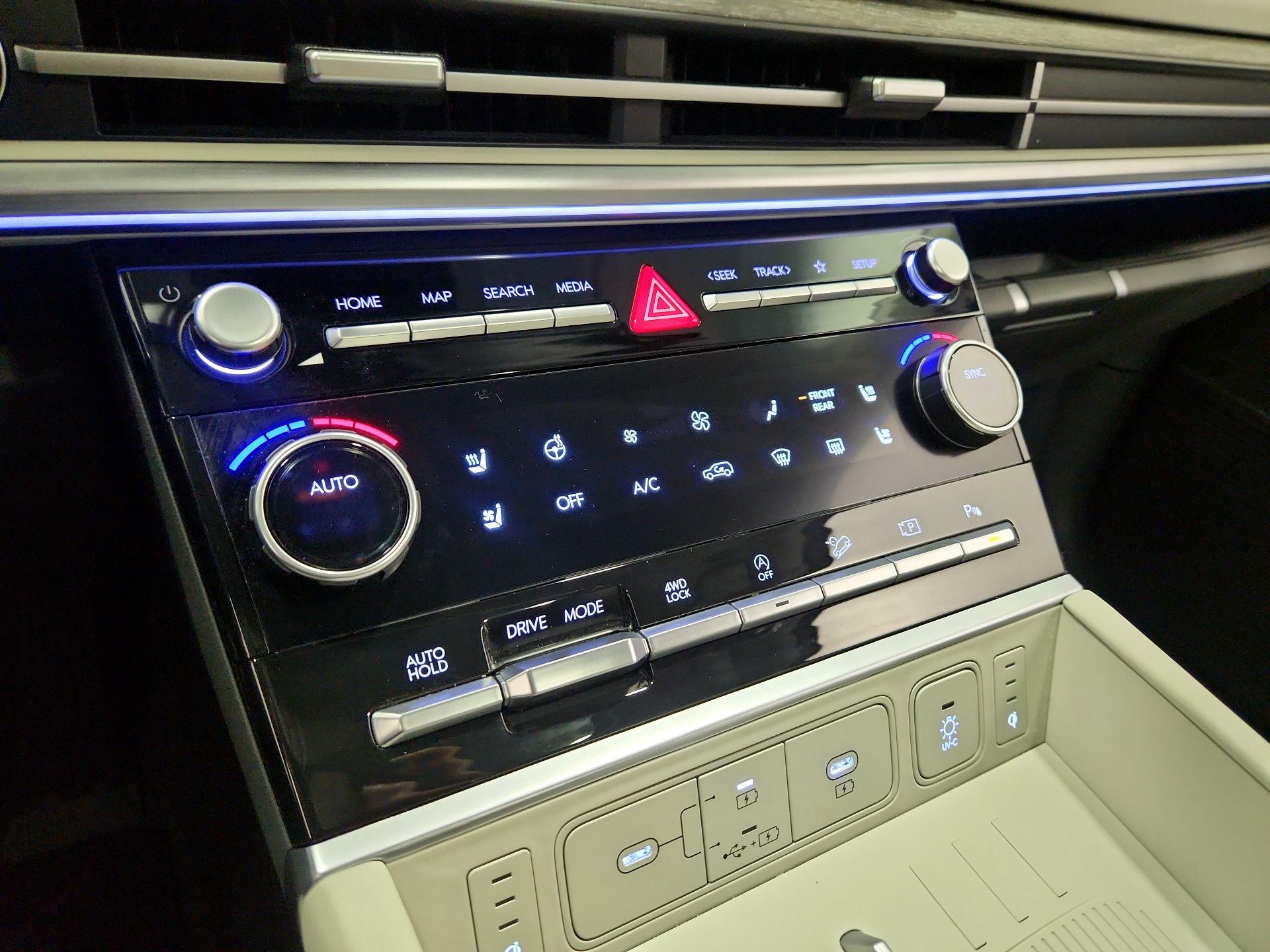 Thumbnail: 2024 Hyundai Santa Fe - 17