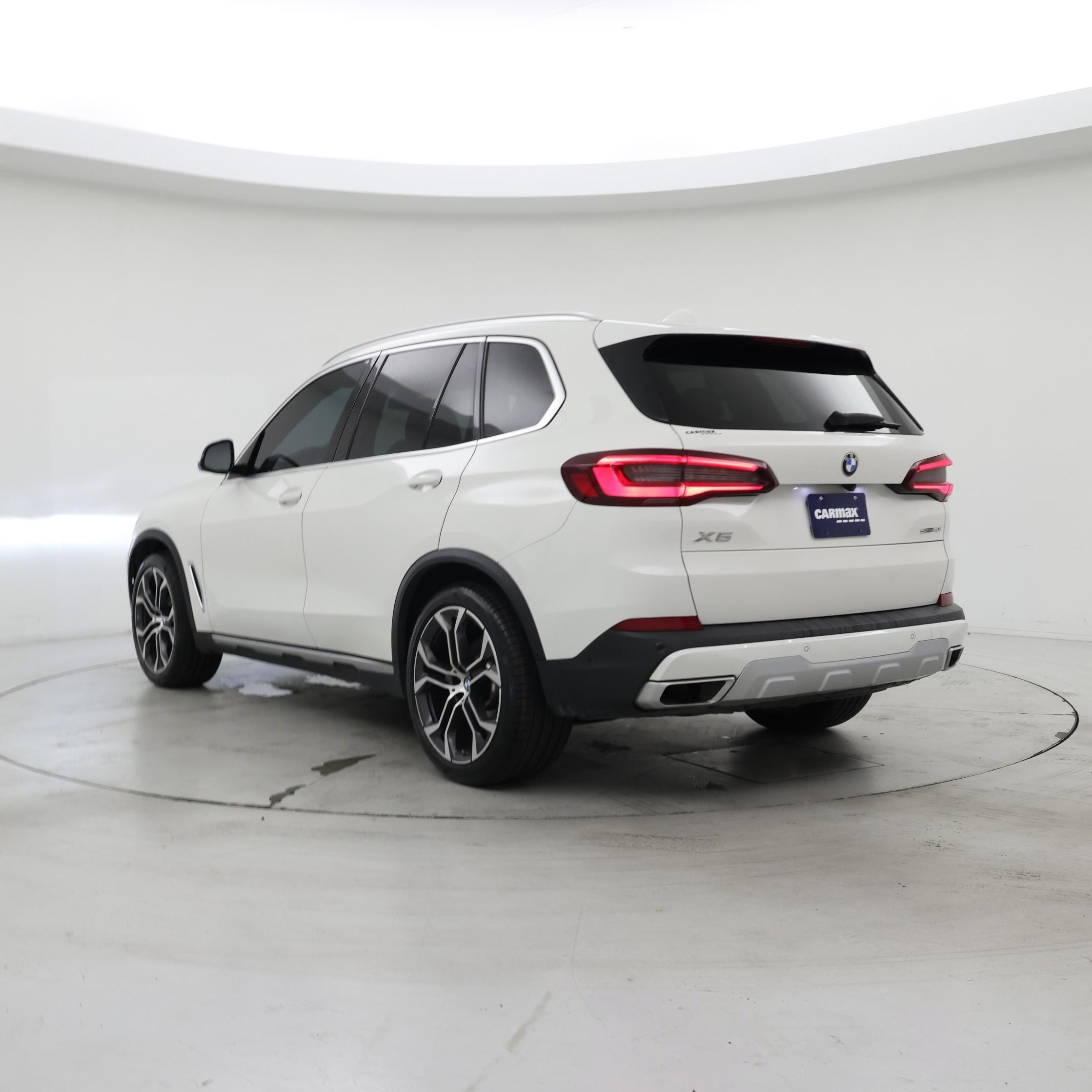 Thumbnail: 2022 BMW X5 - 2