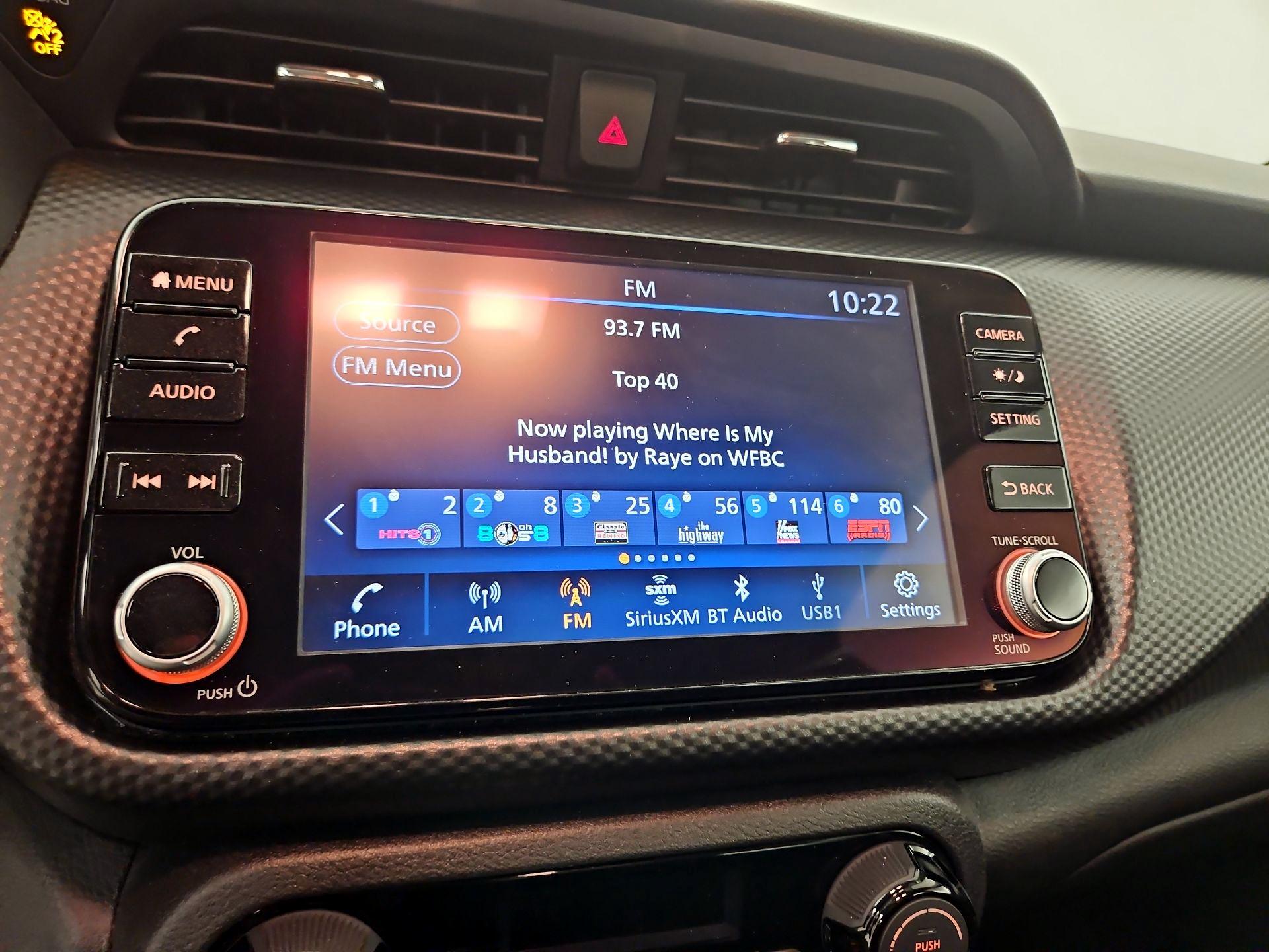 Thumbnail: 2022 Nissan Kicks - 14