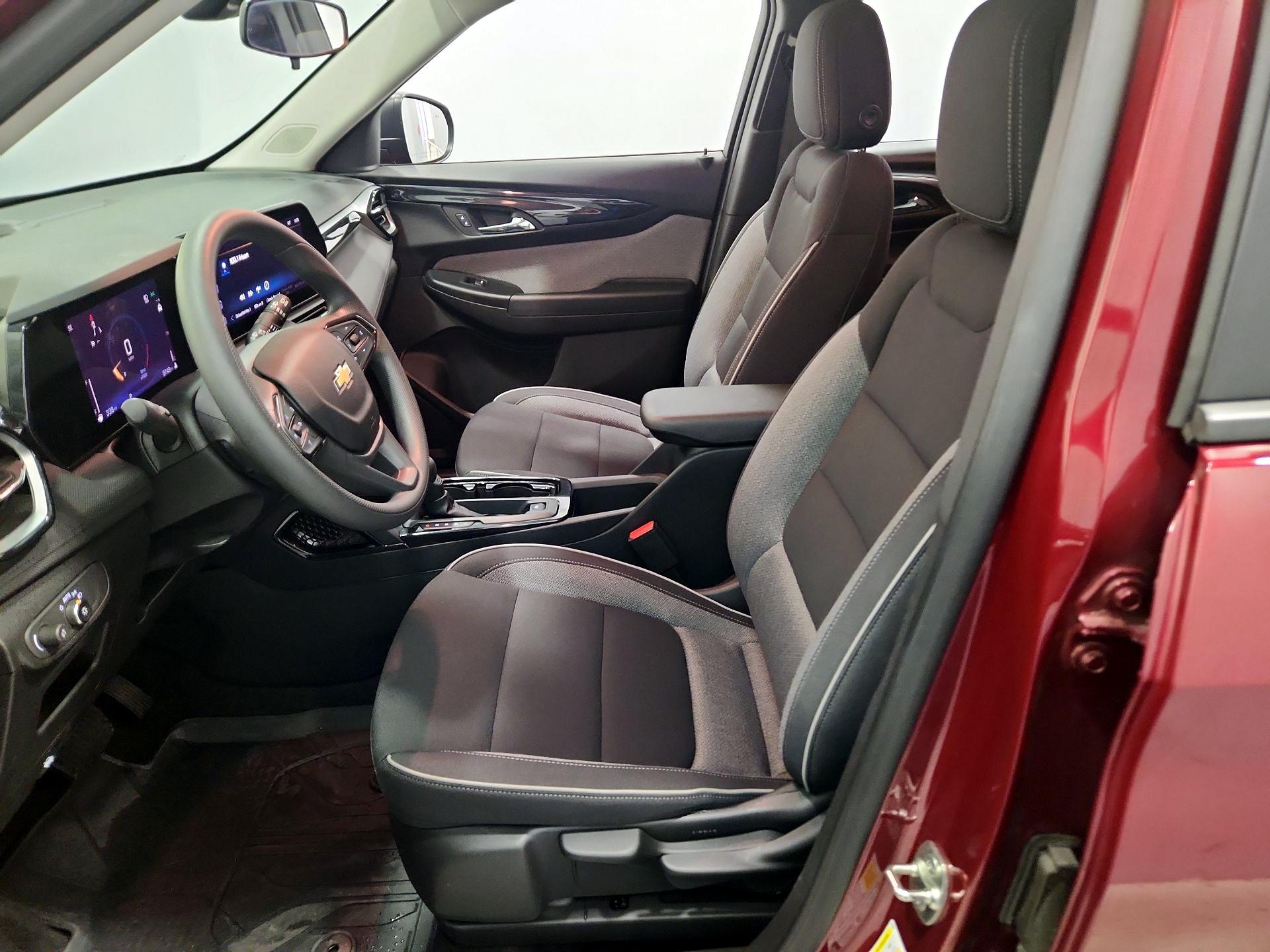 Thumbnail: 2024 Chevrolet TrailBlazer - 11