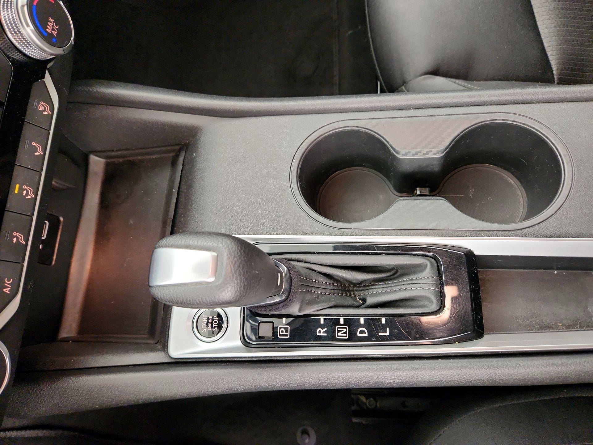 Thumbnail: 2022 Nissan Altima - 17