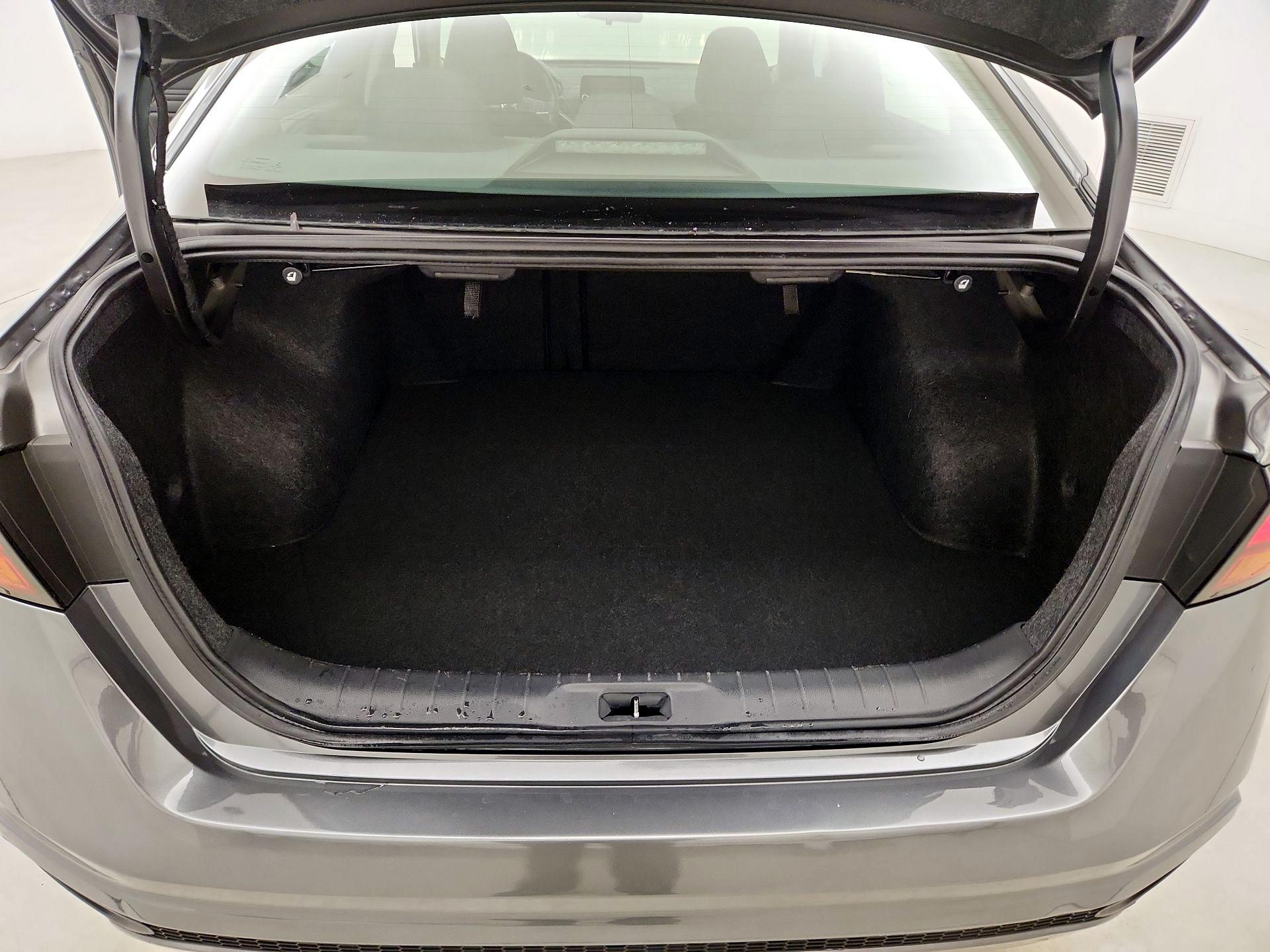 Thumbnail: 2022 Nissan Altima - 20