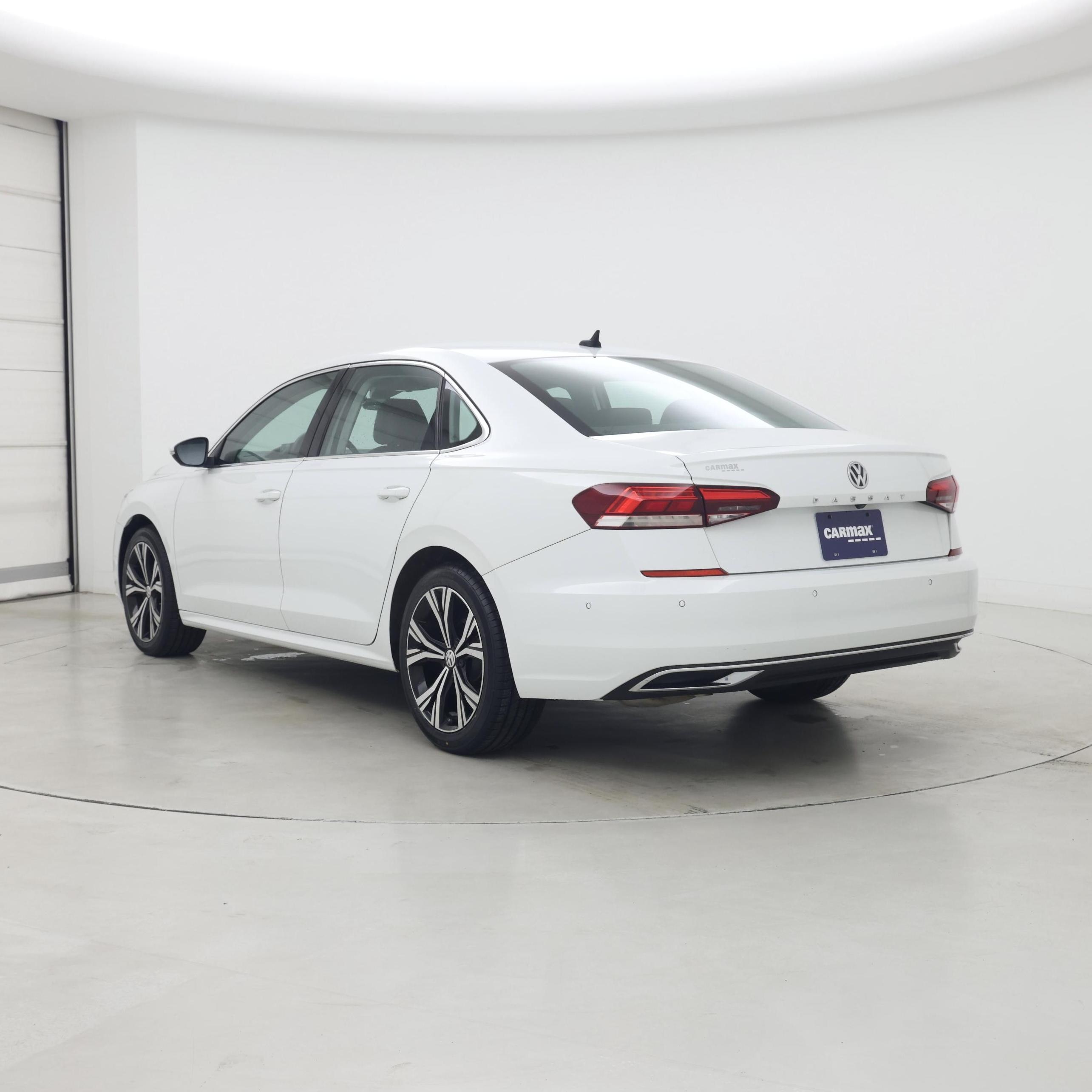 Thumbnail: 2020 Volkswagen Passat - 2