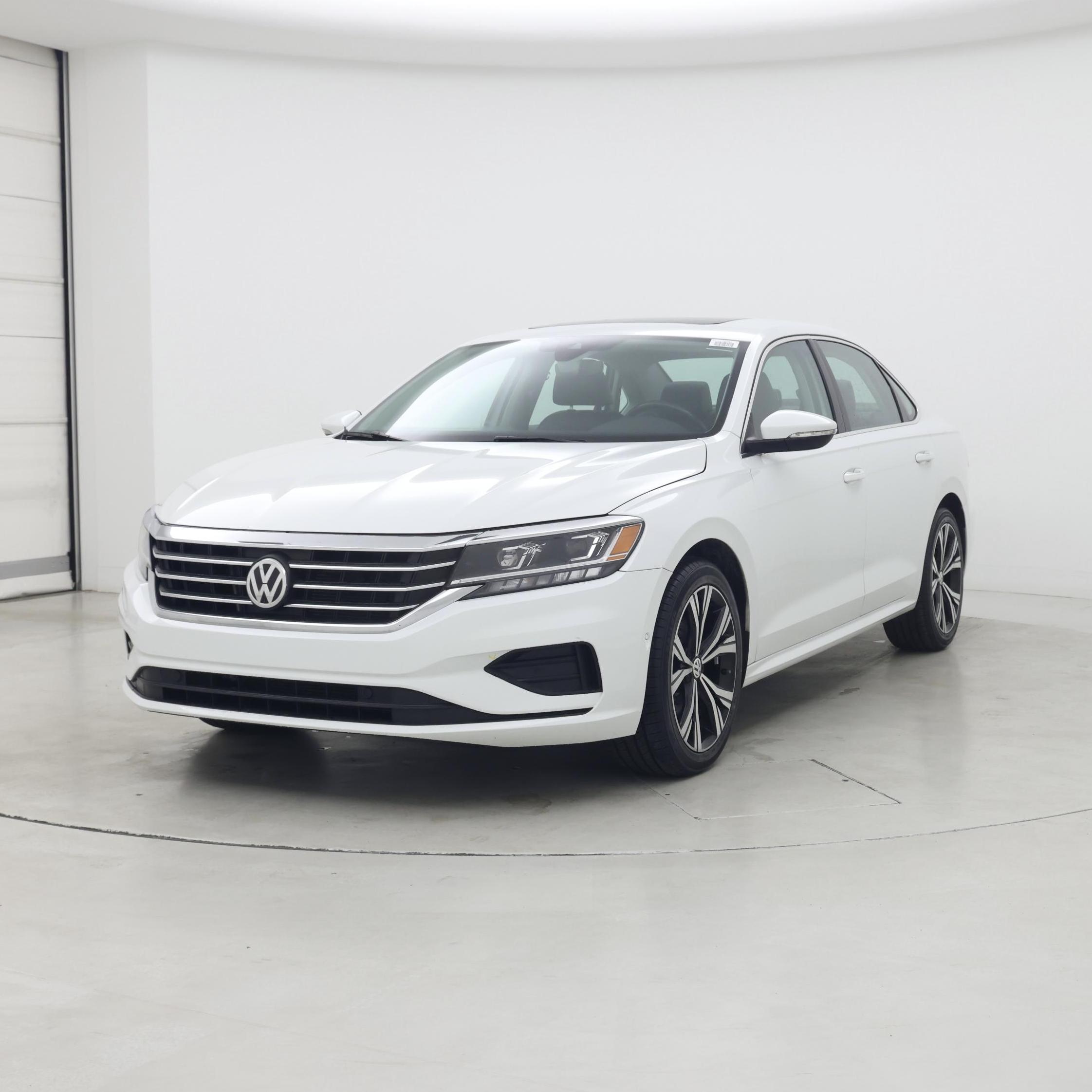 Thumbnail: 2020 Volkswagen Passat - 4