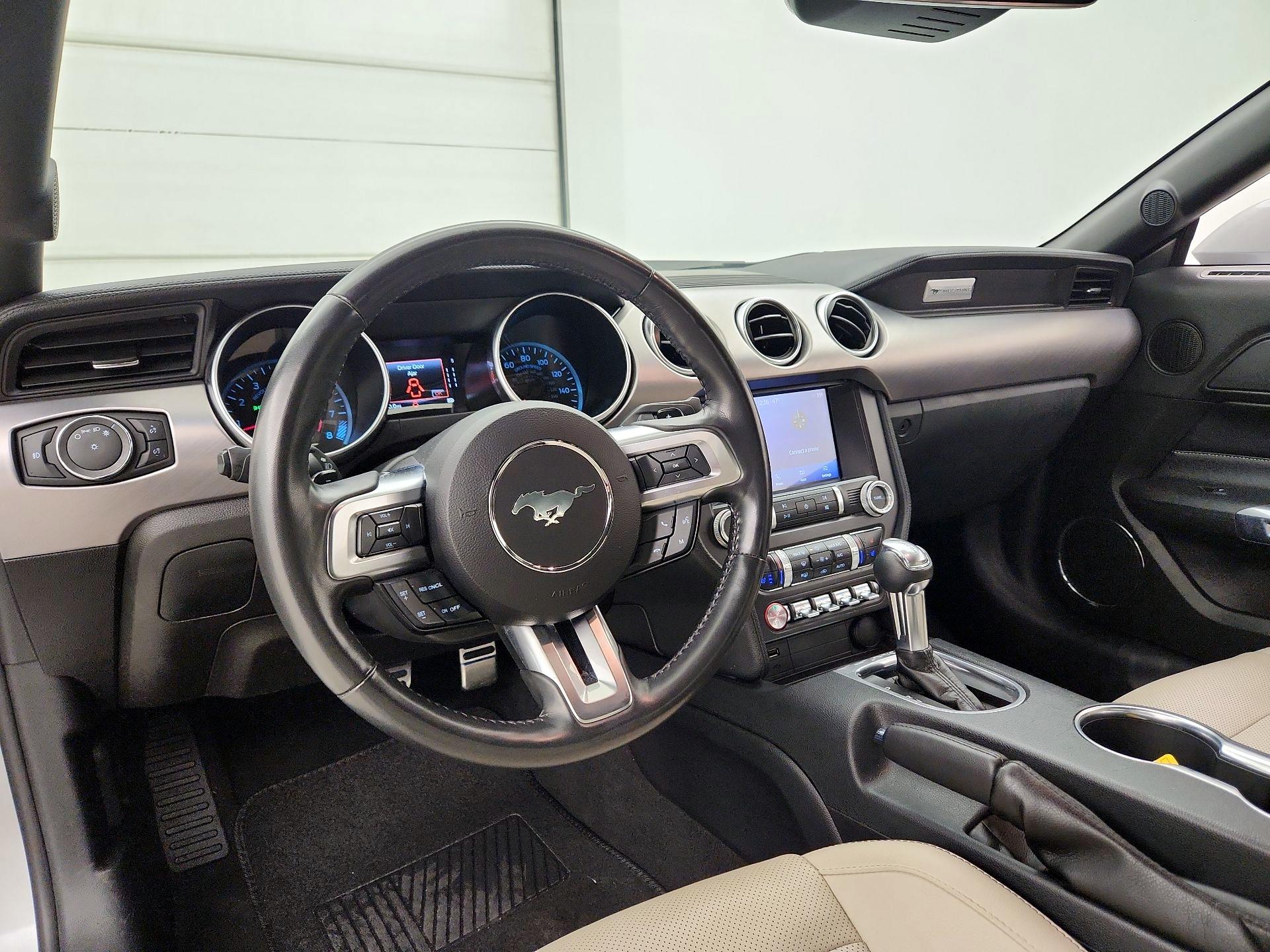 Thumbnail: 2022 Ford Mustang - 9