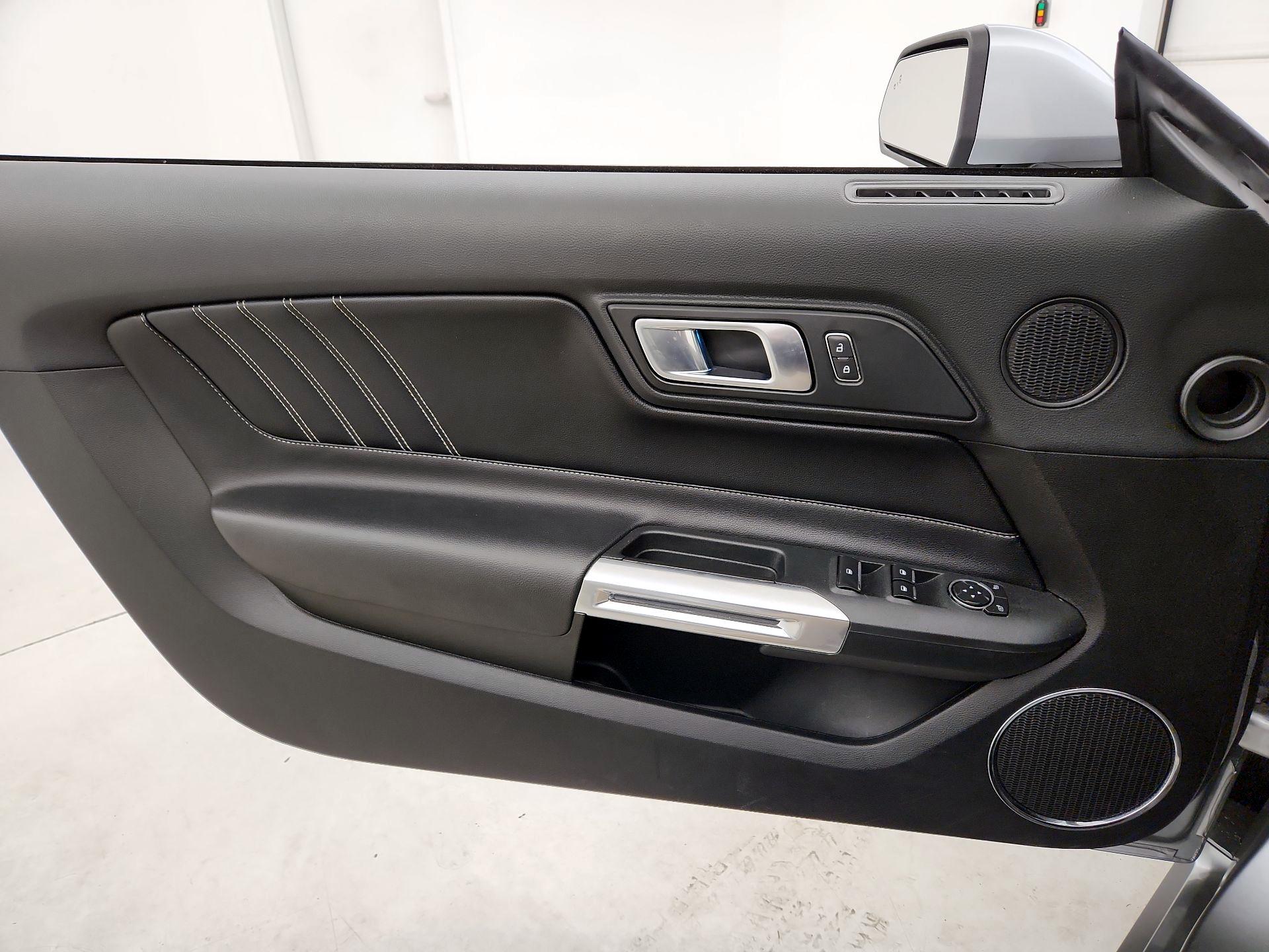 Thumbnail: 2022 Ford Mustang - 12