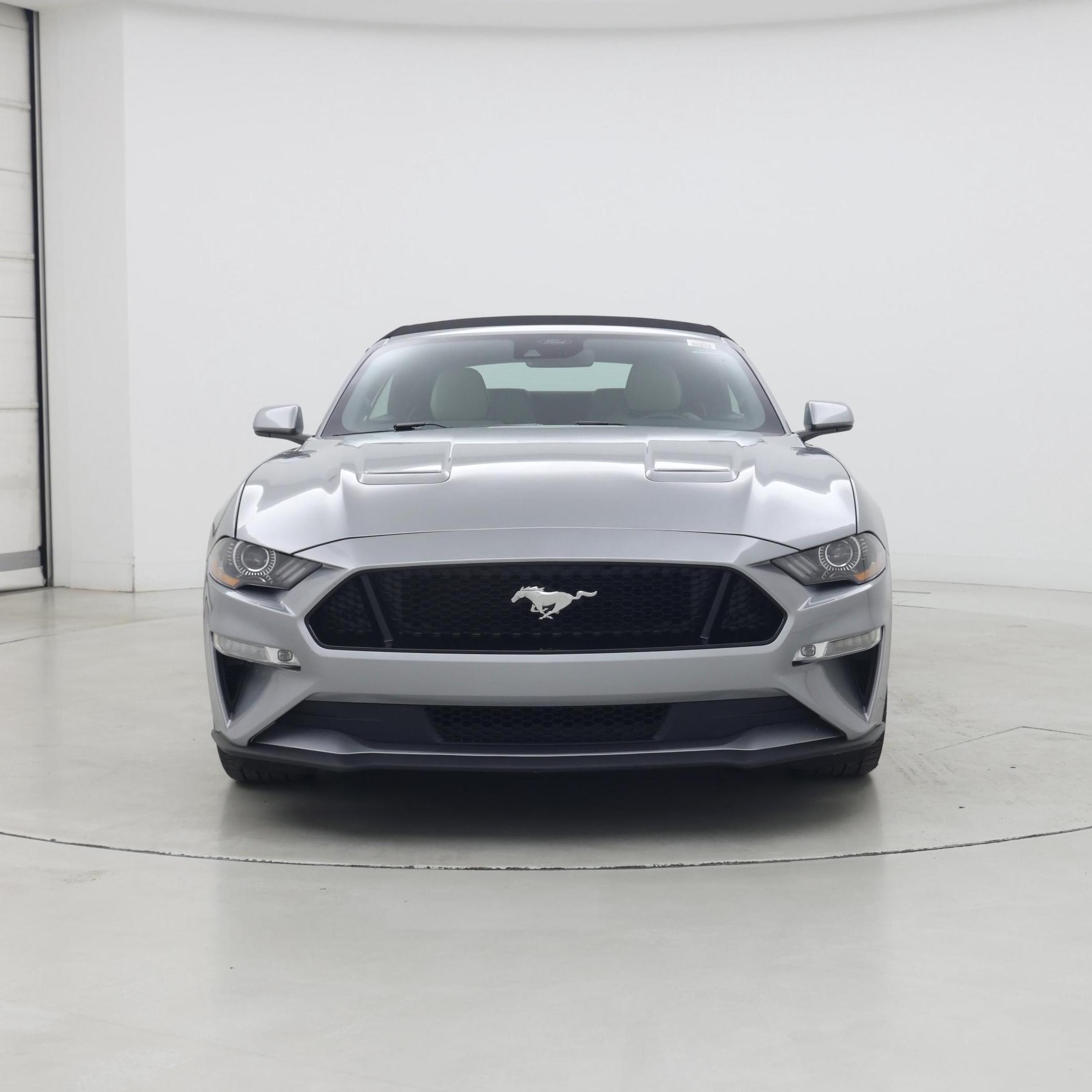Thumbnail: 2022 Ford Mustang - 5